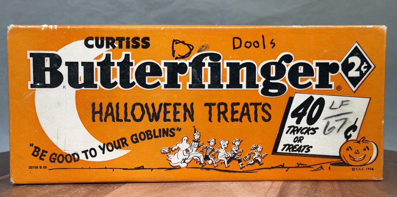 *Rare*Vintage Curtis Butterfinger 1950's Halloween Advertising Candy Box Display *Rare*Vintage Curtis Butterfinger 1950's Halloween Advertising Candy Box Display