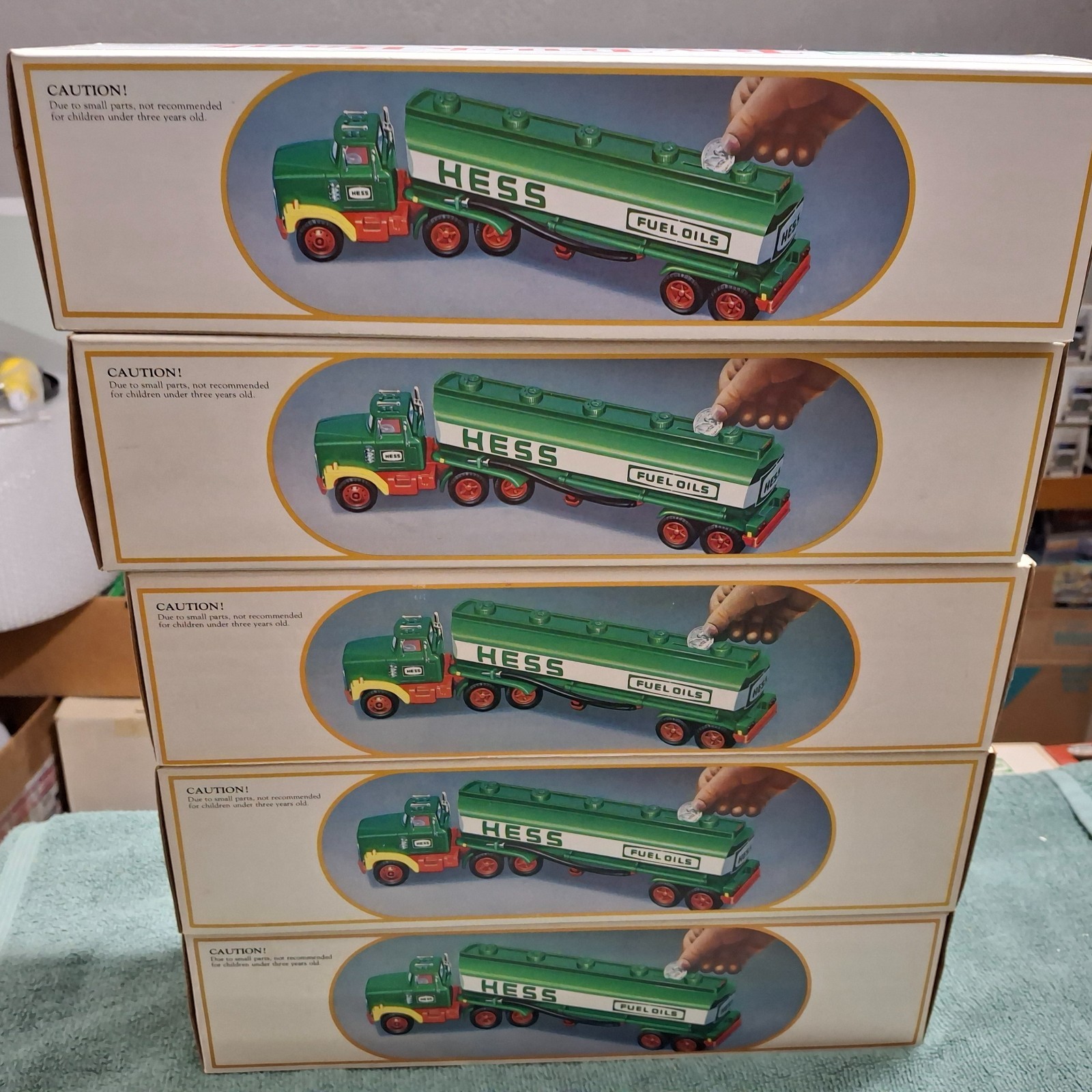 Vintage 1984 Hess Toy Truck Tanker Bank Working Lights Original Packaging Vintage 1984 Hess Toy Truck Tanker Bank Working Lights Original Packaging