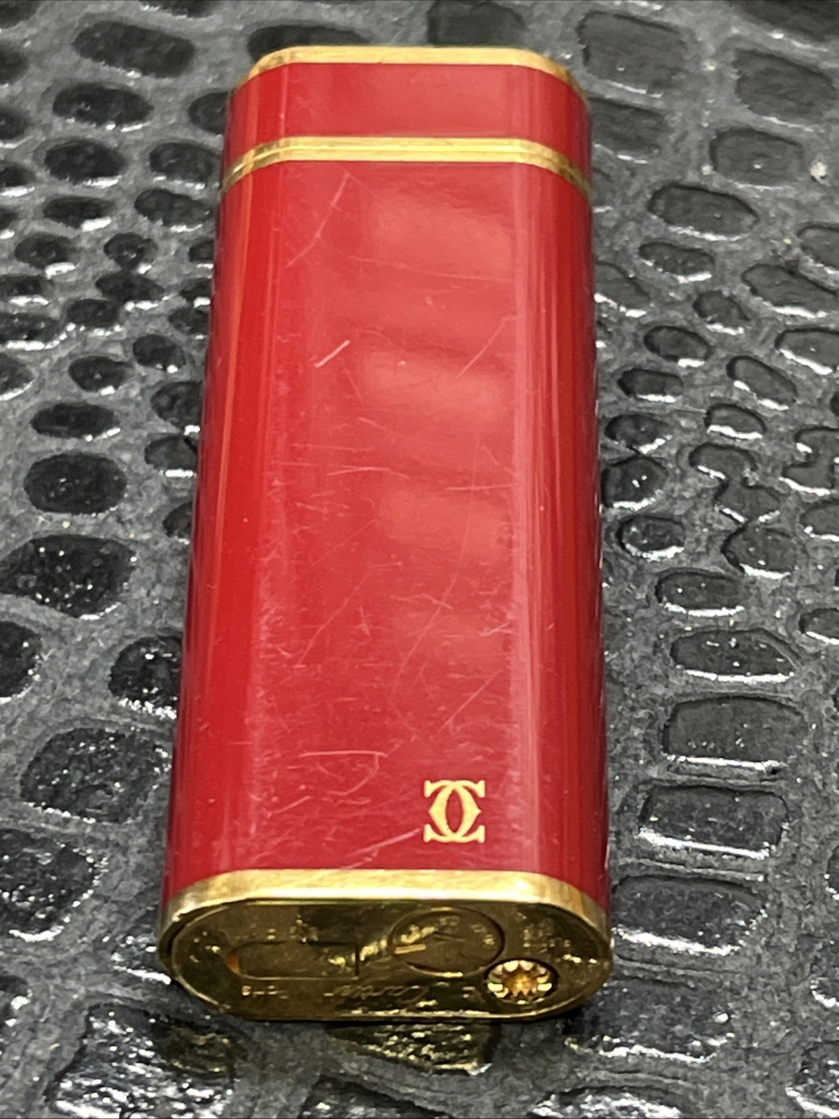 Cartier Vintage Lacquer Bordeaux Red Gold Lighter Cartier Vintage Lacquer Bordeaux Red Gold Lighter