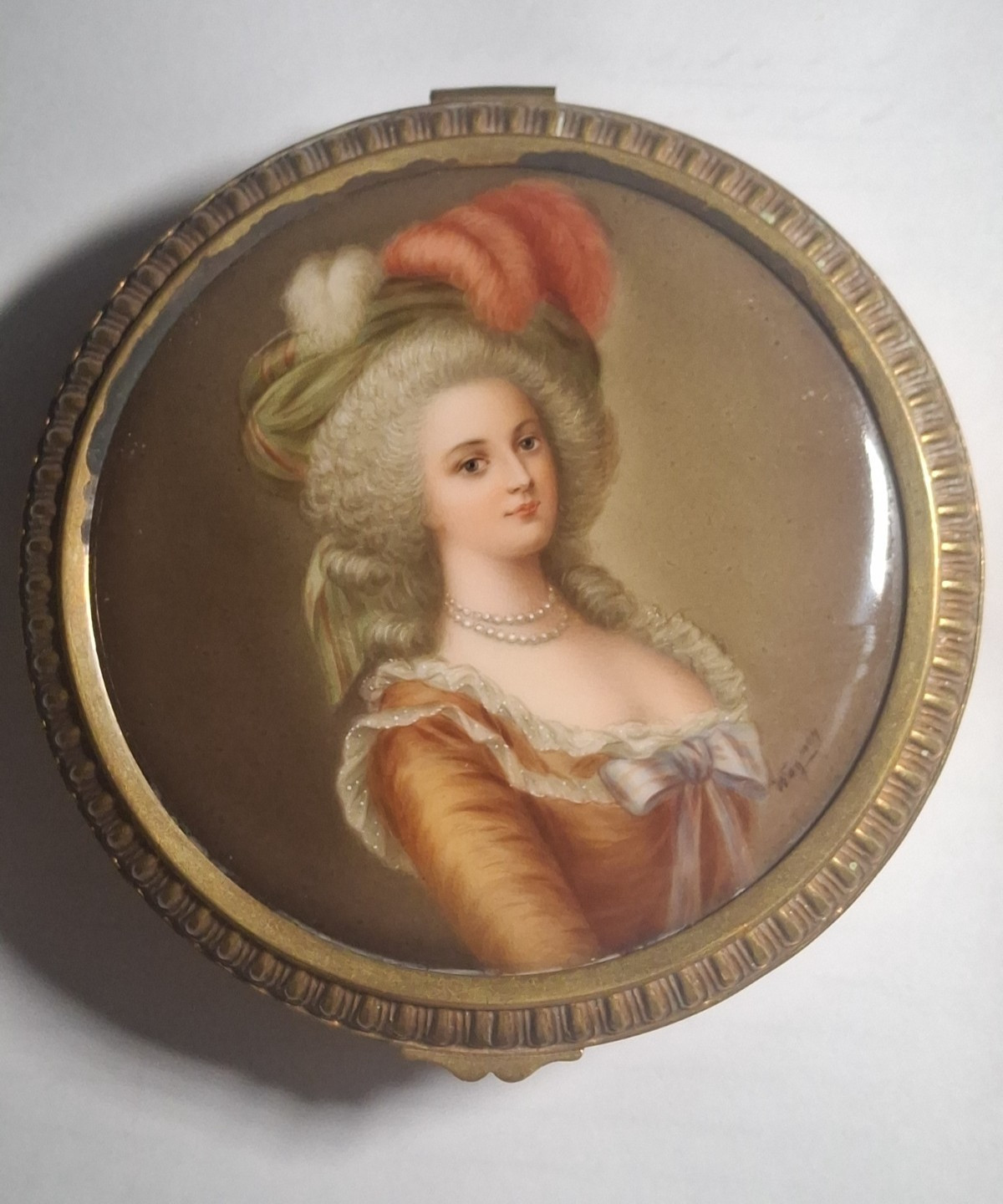 Antique Franz Wagner Victorian Hand Painted Porcelain Gilt Brass Round Box Marie Antique Franz Wagner Victorian Hand Painted Porcelain Gilt Brass Round Box Marie