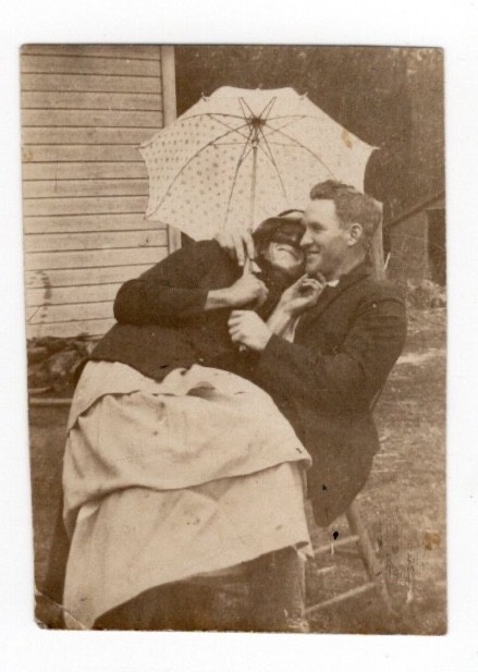 Affectionate Couple Parasol Chair Snapshot 1910s Edwardian Antique Photo Affectionate Couple Parasol Chair Snapshot 1910s Edwardian Antique Photo