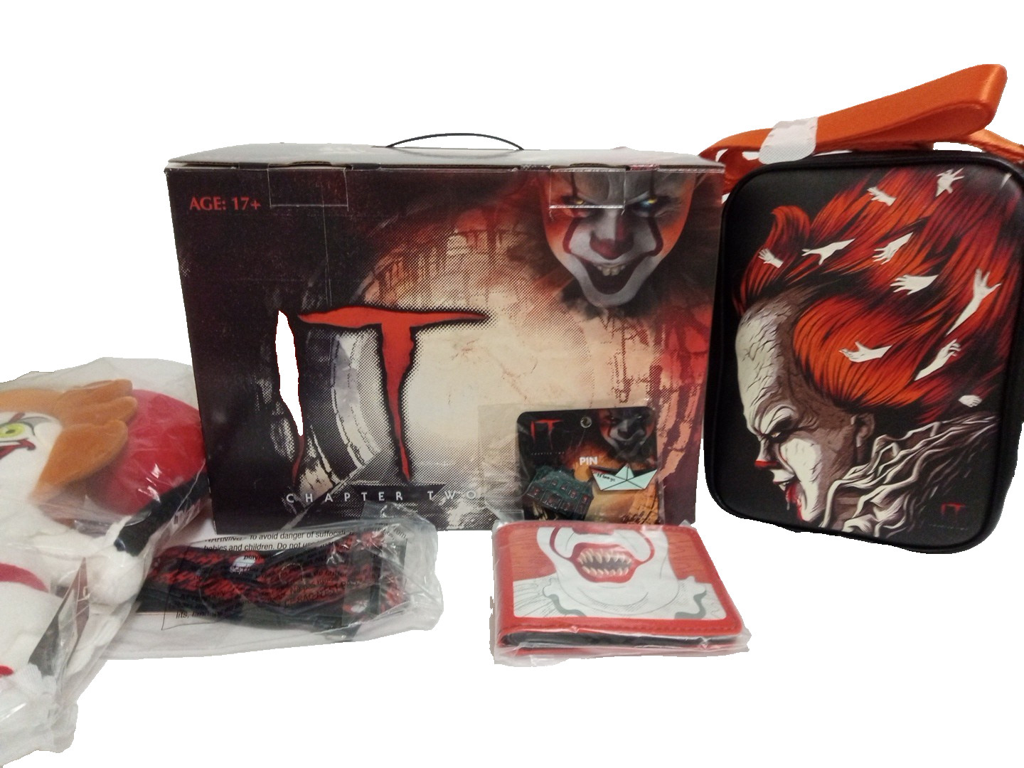 IT Chapter 2 Pennywise Collection - Crossbody Bag, Plush, Wallet, Pins & Lanyard IT Chapter 2 Pennywise Collection - Crossbody Bag, Plush, Wallet, Pins & Lanyard