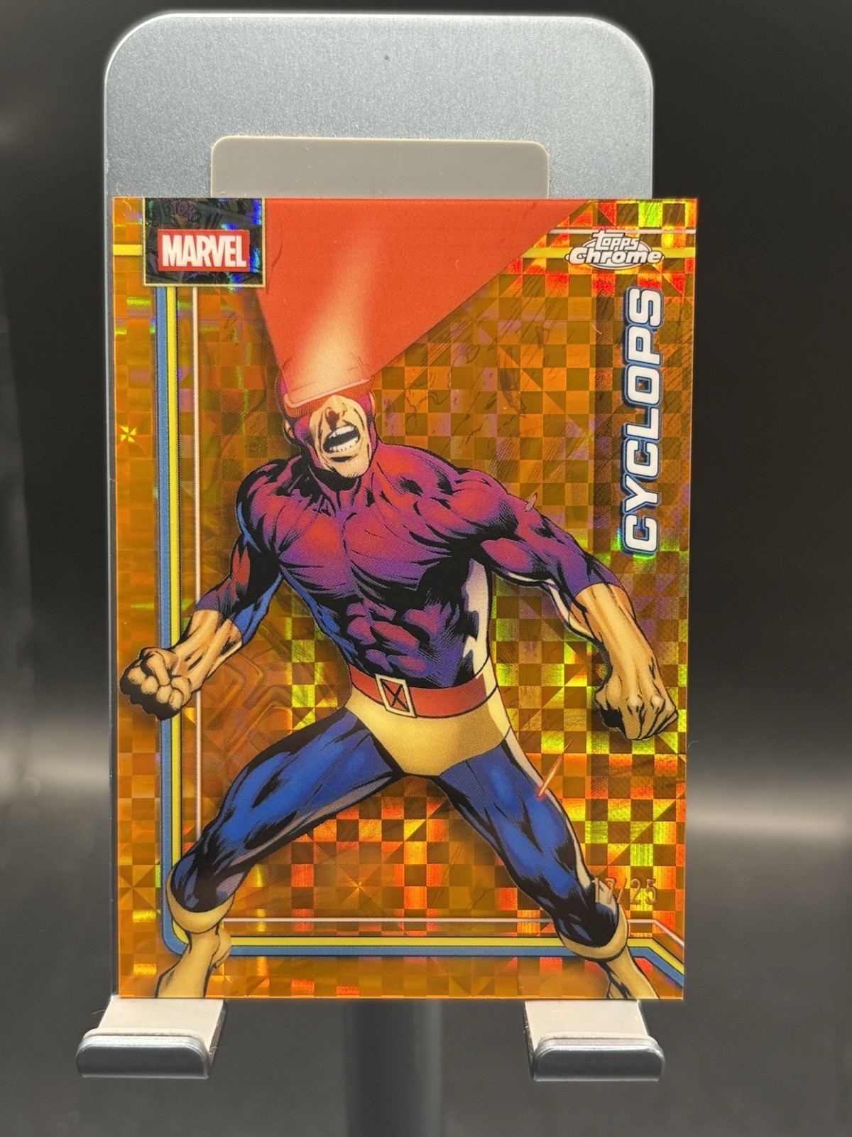 Topps 2022 Topps Chrome Marvel Cyclops #50 Orange Xfractor Parallel #/25 Card