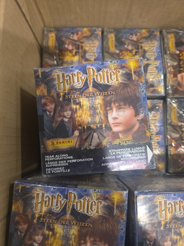 2001 Harry Potter Philosopher’s Stone Panini Stickers Factory Sealed NIB 2001 Harry Potter Philosopher’s Stone Panini Stickers Factory Sealed NIB