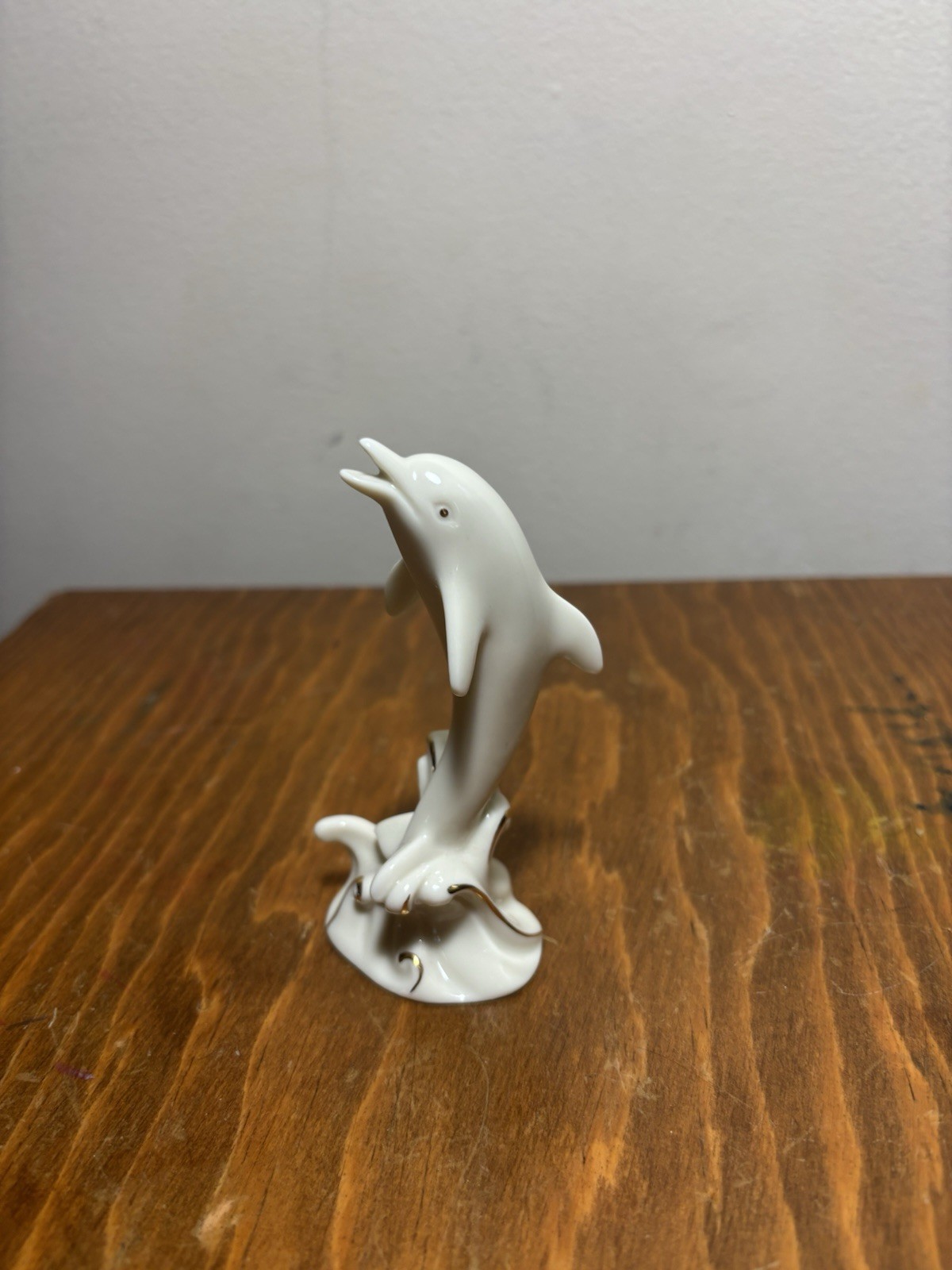Dolphin Figurine Lenox Dolphin Figurine Porcelain White 24K Gold Accents Dolphin Figurine Lenox Dolphin Figurine Porcelain White 24K Gold Accents