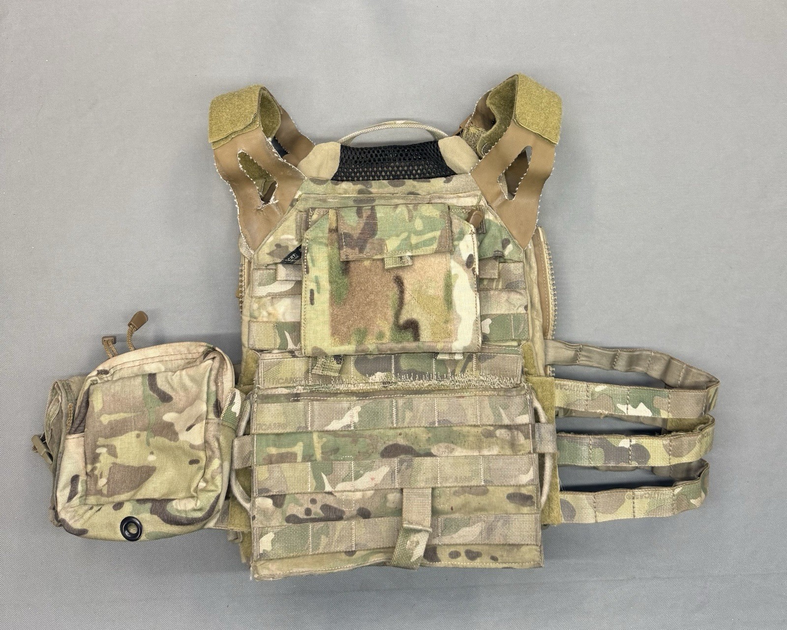 Crye Precision JPC 2.0 Multicam LARGE W/pouches READ Crye Precision JPC 2.0 Multicam LARGE W/pouches READ