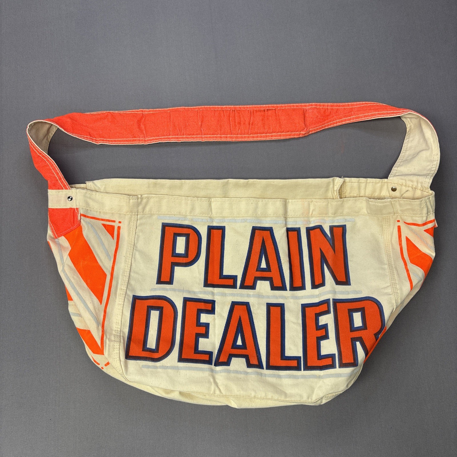 Vintage Cleveland Ohio Plain Dealer Newspaper Carrier Paperboy Bag Bin D Vintage Cleveland Ohio Plain Dealer Newspaper Carrier Paperboy Bag Bin D