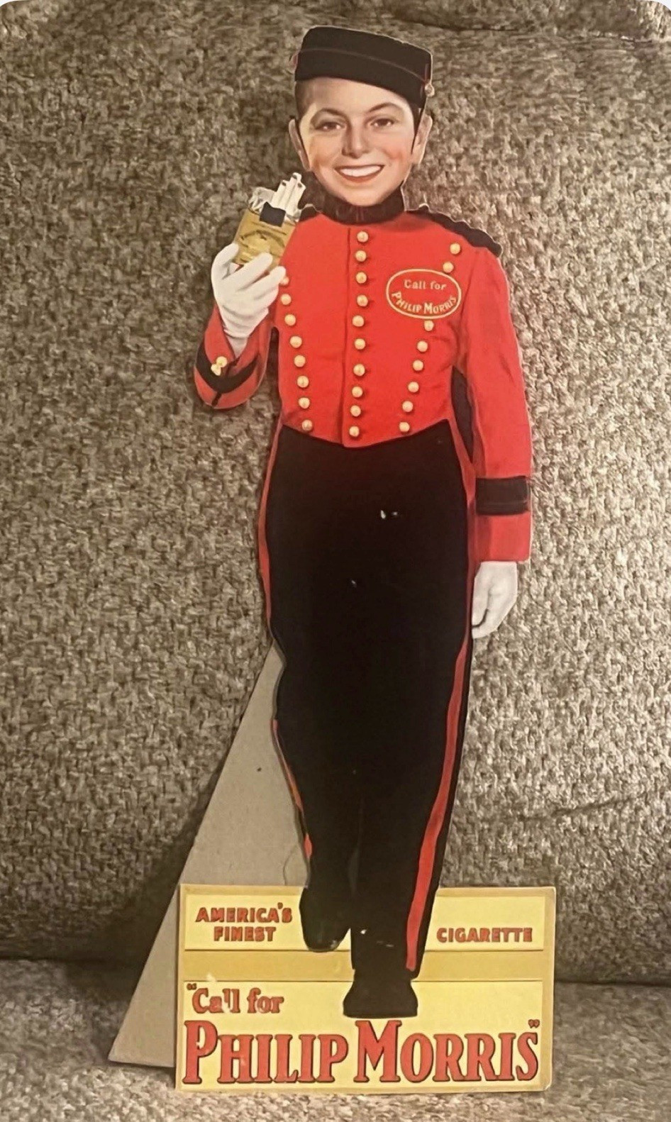 Rare vintage stand-up from the 40’s. Never displayed. Rare vintage stand-up from the 40’s. Never displayed.