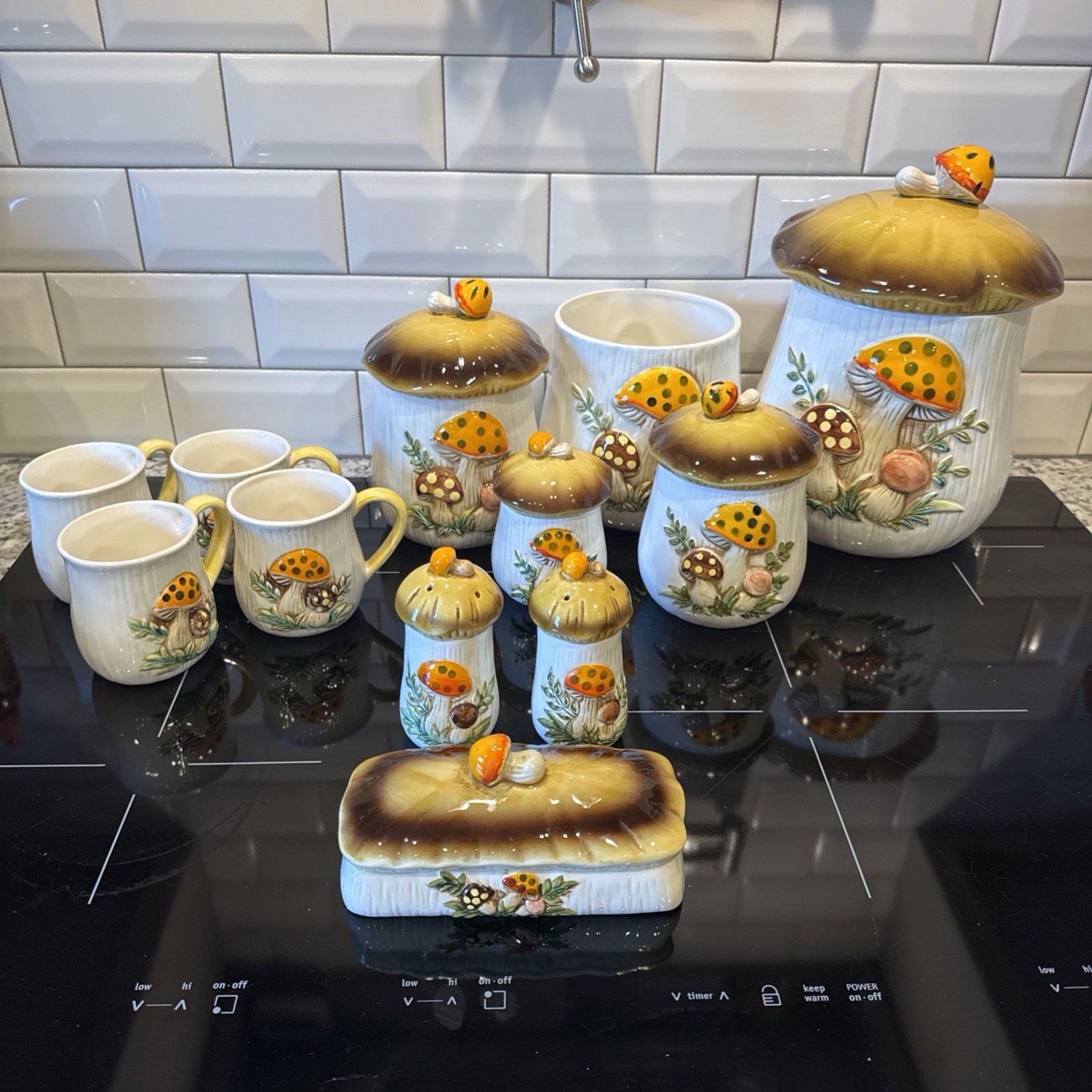 VTG 1978 Merry Mushroom Canister Set Butter S&P Mugs Sears & Roebuck Cottage VTG 1978 Merry Mushroom Canister Set Butter S&P Mugs Sears & Roebuck Cottage