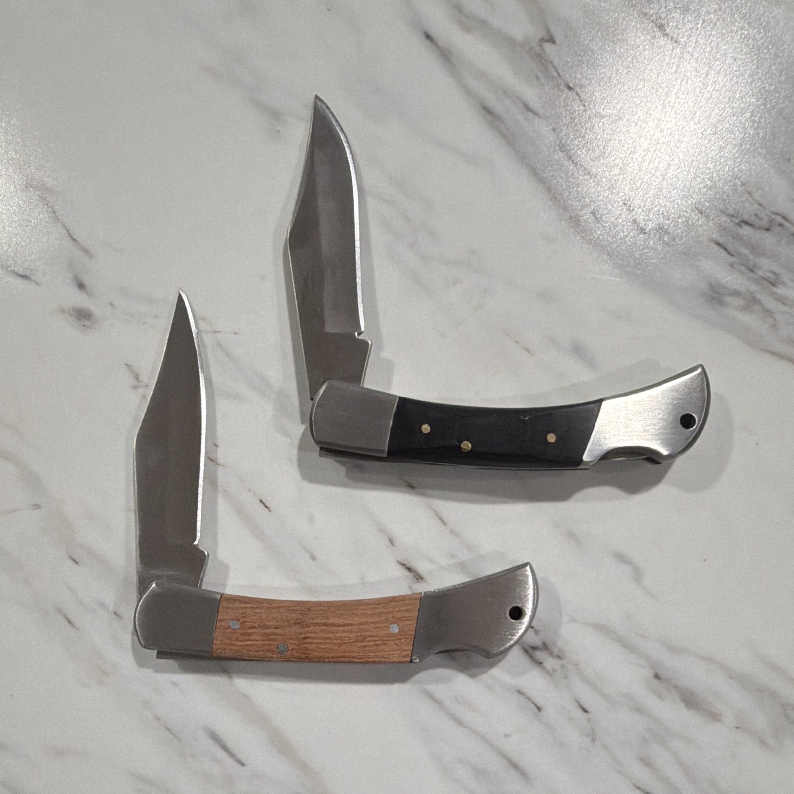 Lot of 2 Lockback Folding Pocketknives, Manual SS, Wood/Black Handles Lot of 2 Lockback Folding Pocketknives, Manual SS, Wood/Black Handles