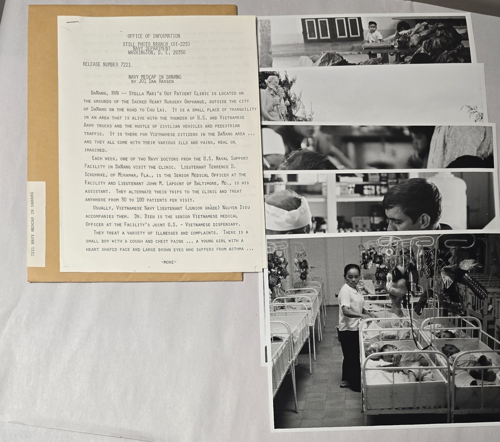 Official Navy Press Kit MEDCAP Danang Vietnam War Clinic Photos 1971