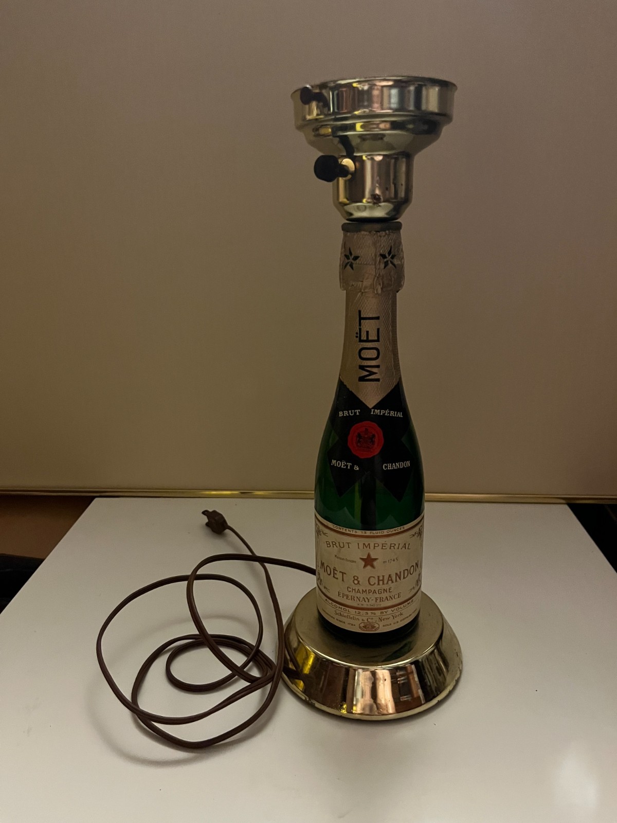 Vintage Moët Chandon Imperial Brut Champagne LAMP Vintage Moët Chandon Imperial Brut Champagne LAMP