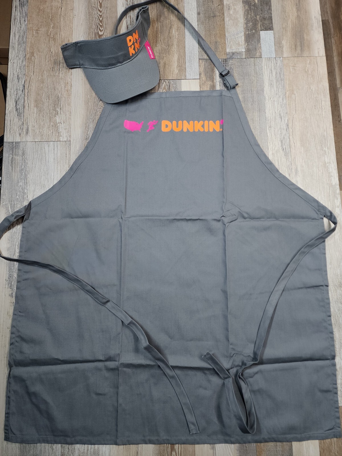 New No Tags Dunkin Donuts Set Uniform Apron S/M +Adult Visor Gray New No Tags Dunkin Donuts Set Uniform Apron S/M +Adult Visor Gray