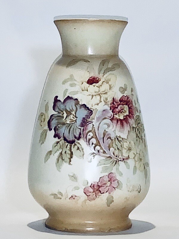 Marvelous Vintage Hand Painted S.F. & CO England Royal Devon #84 Marvelous Vintage Hand Painted S.F. & CO England Royal Devon #84