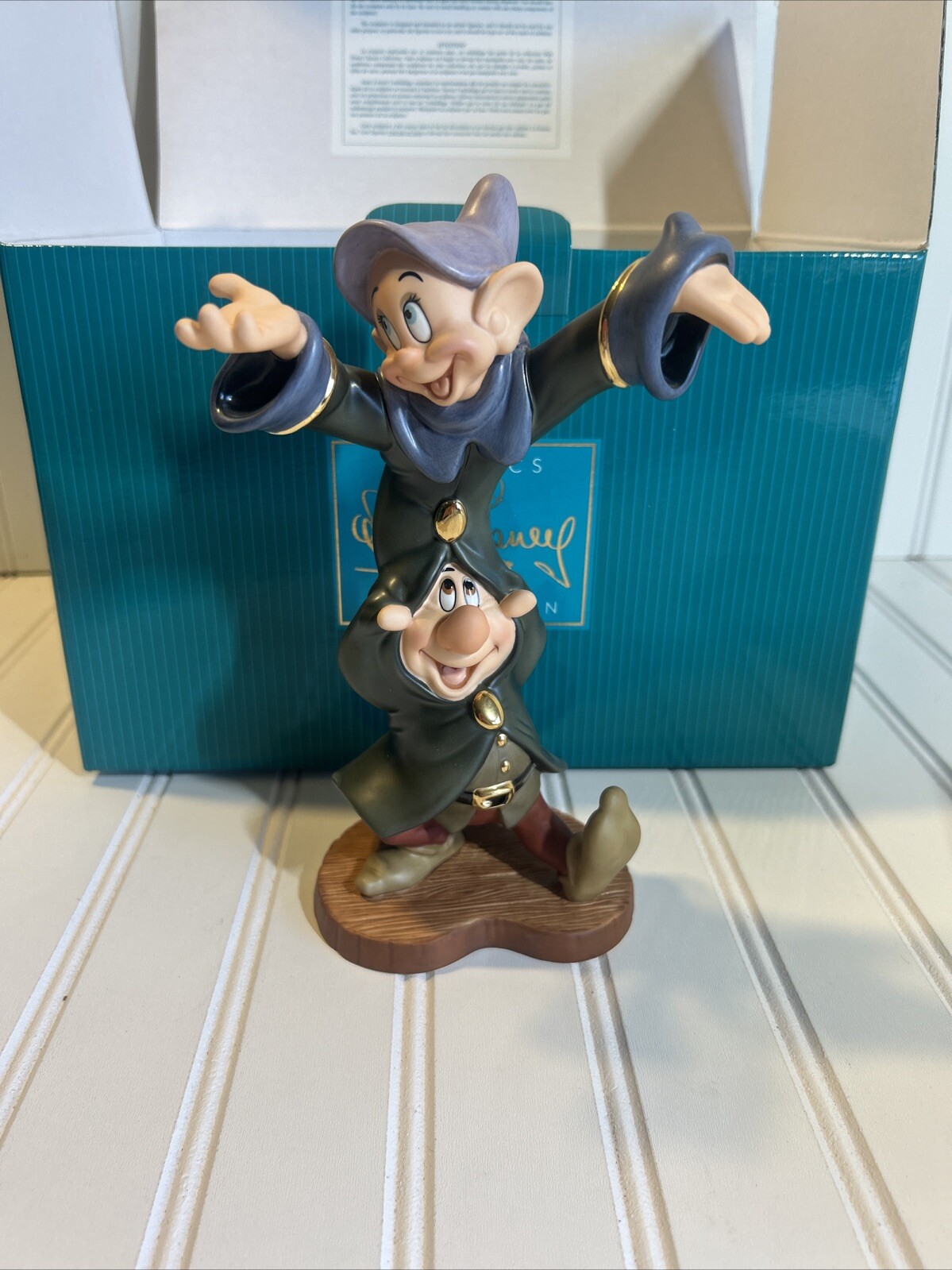 WDCC Dancing Partners Dopy And Sneezy RARE IN BOX WITH Sealed COA WDCC Dancing Partners Dopy And Sneezy RARE IN BOX WITH Sealed COA