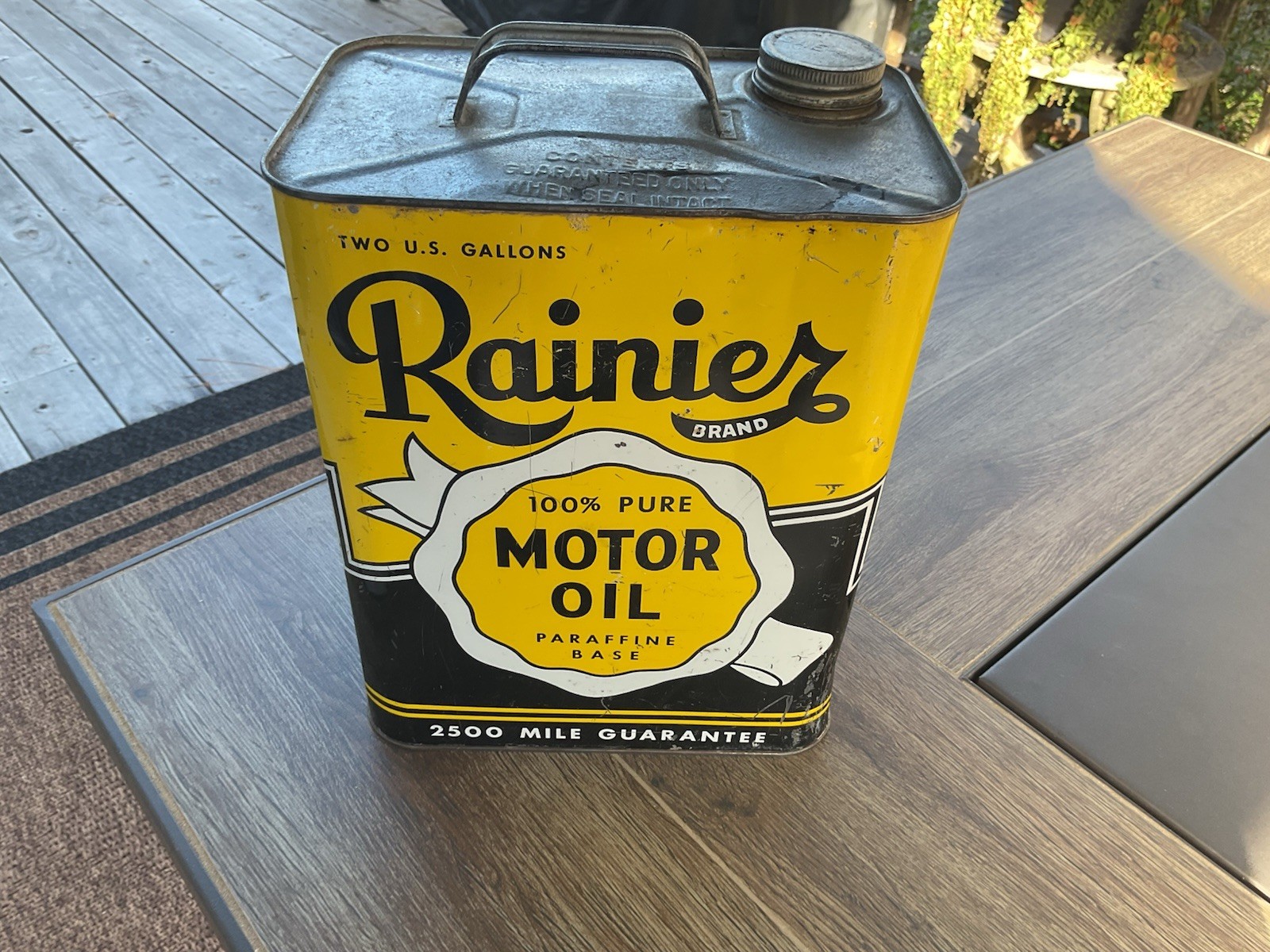 Vintage Rainier 2 Gal Motor Oil Can ( 1920s - 1930s )