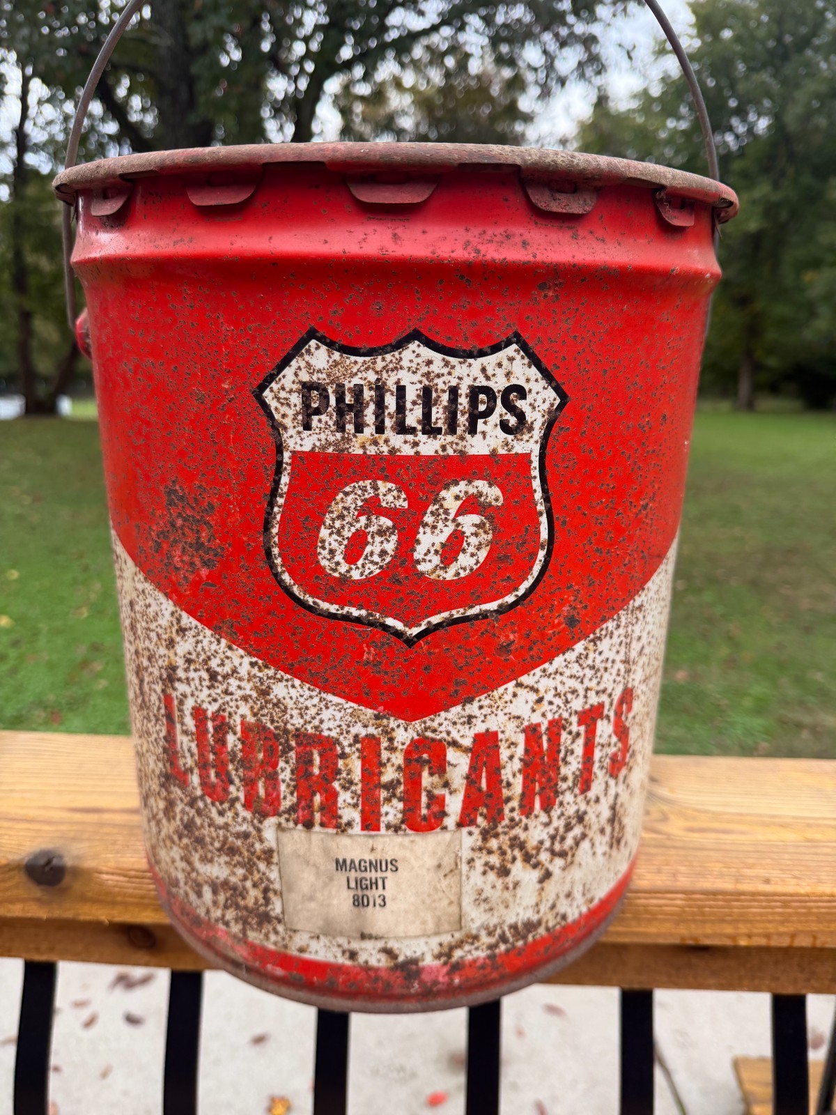 Vintage Phillips 66 5 Five Gallon Metal Oil Can Empty Vintage Phillips 66 5 Five Gallon Metal Oil Can Empty
