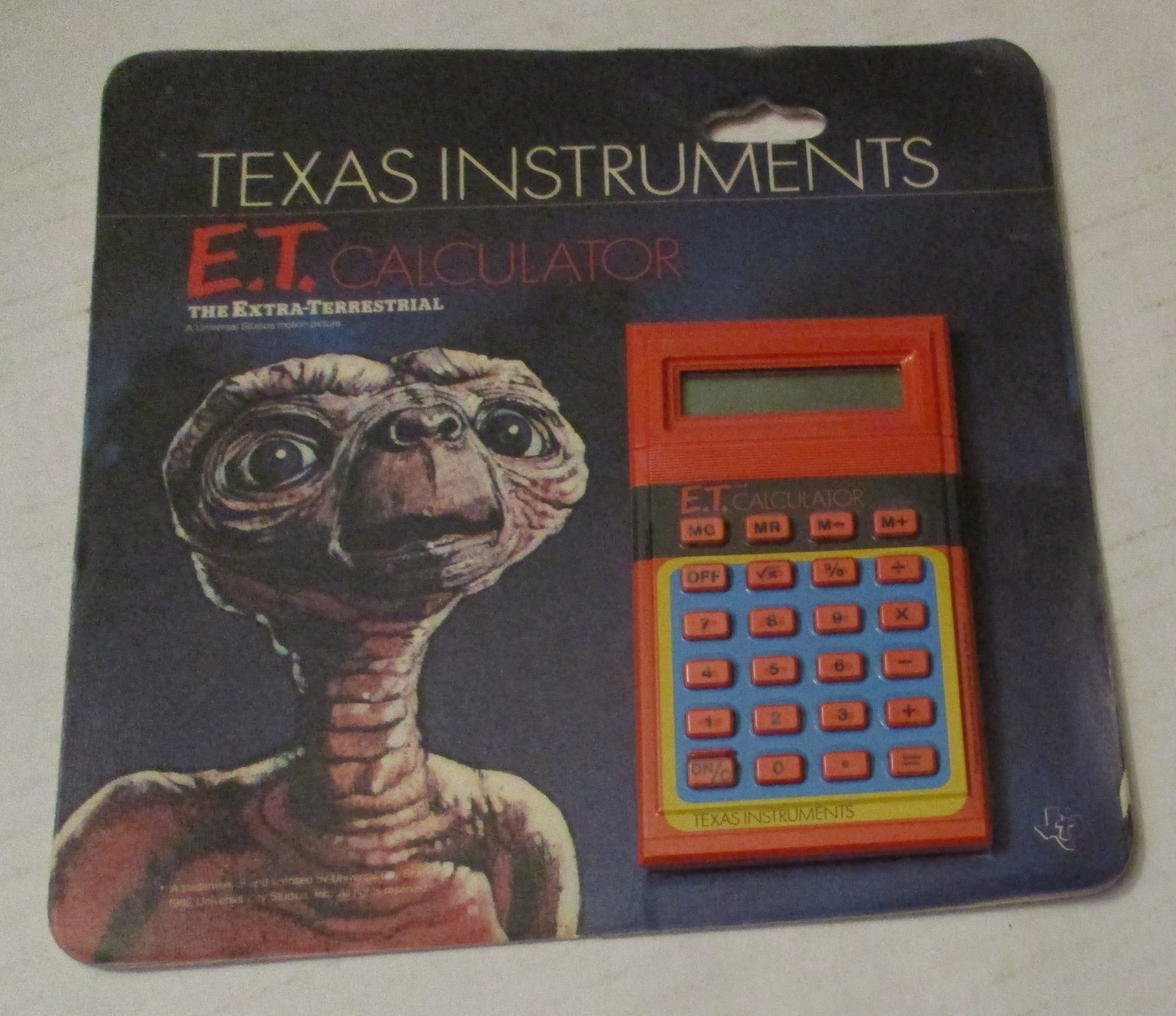 E.T. The Extra-Terrestrial Vintage 1982 Texas Instruments Calculator NEW ON CARD E.T. The Extra-Terrestrial Vintage 1982 Texas Instruments Calculator NEW ON CARD