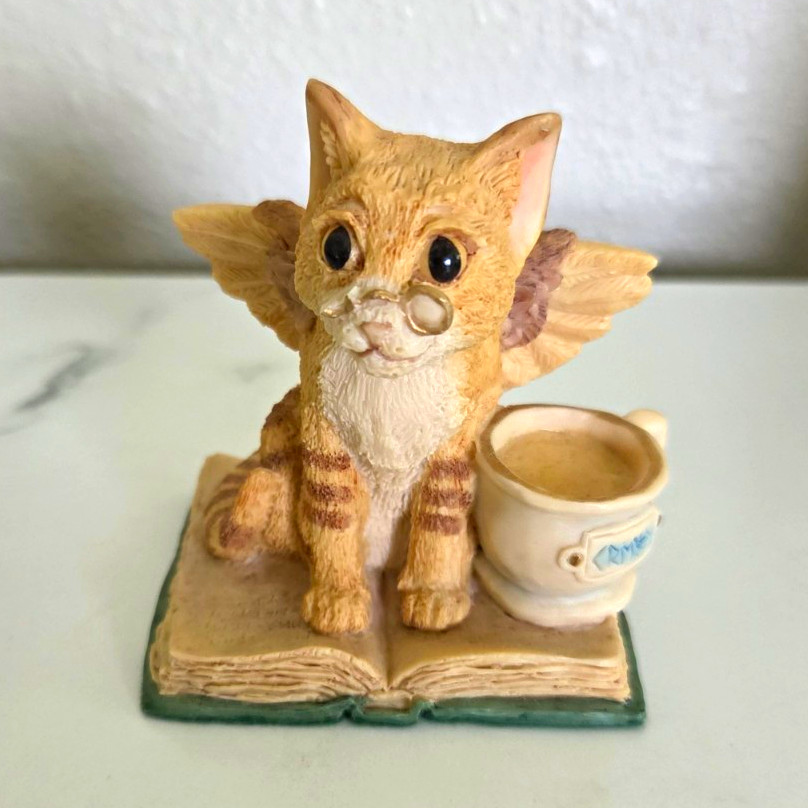 RARE Signed Real Musgrave Pocket Dragons 1992 THE LIBRARY CAT Read Description