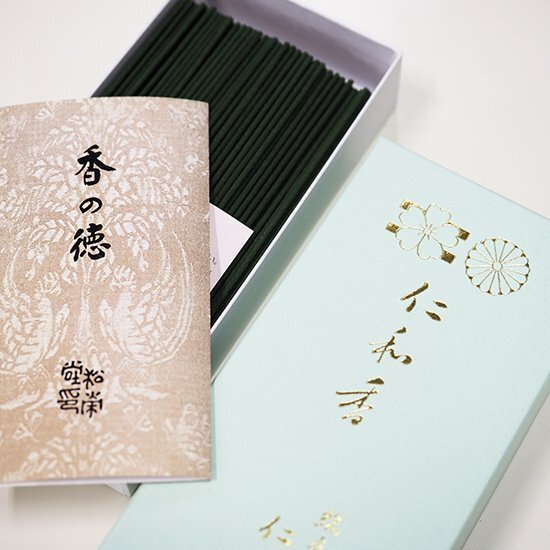 Kyoto World Heritage Shinto Ninna-ji Temple sandalwood Ninnako Incense sticks