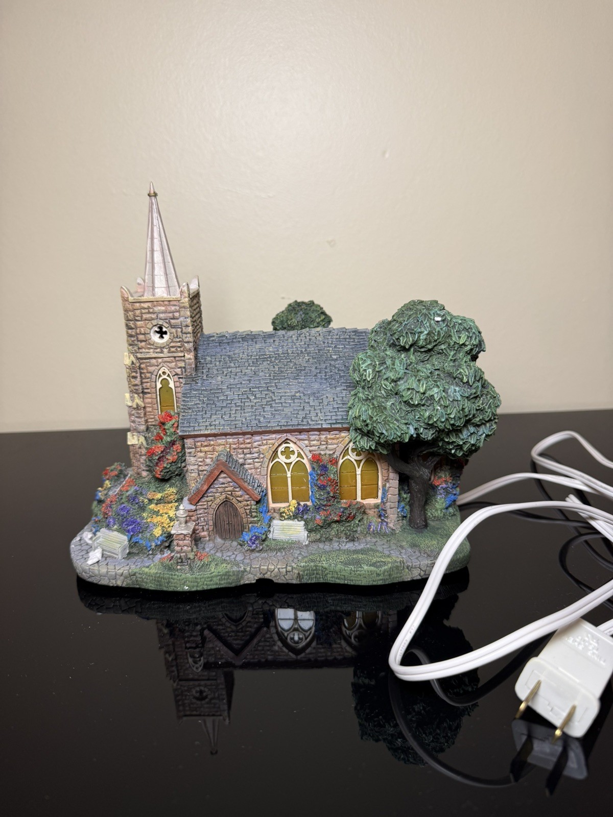 Thomas Kinkade Hawthorne Village Windermer Church Sculpured Building With Light Thomas Kinkade Hawthorne Village Windermer Church Sculpured Building With Light