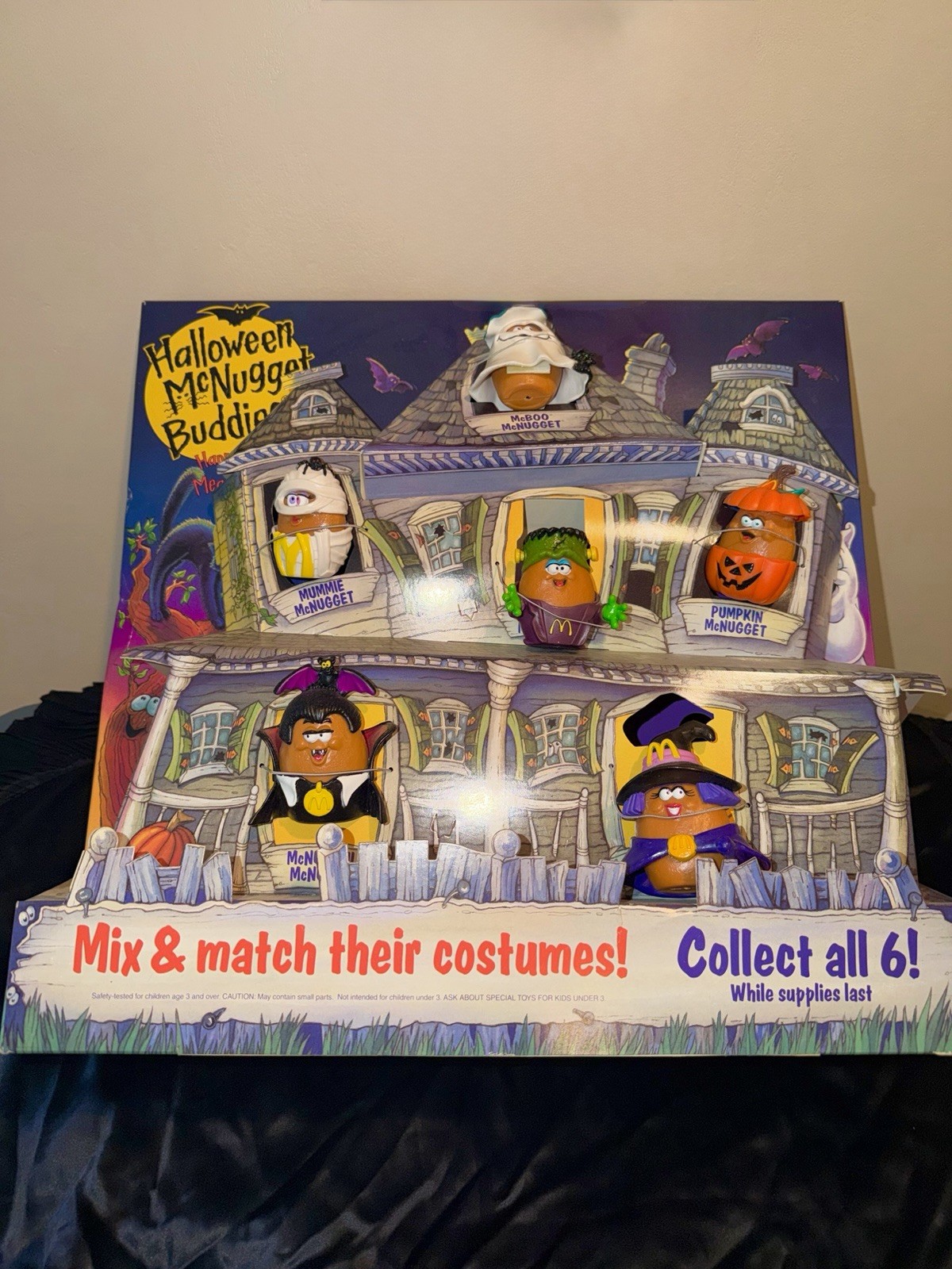 Vintage 1992 Halloween McDonald’s McNugget Buddies Happy Meal Set And Display-Ex