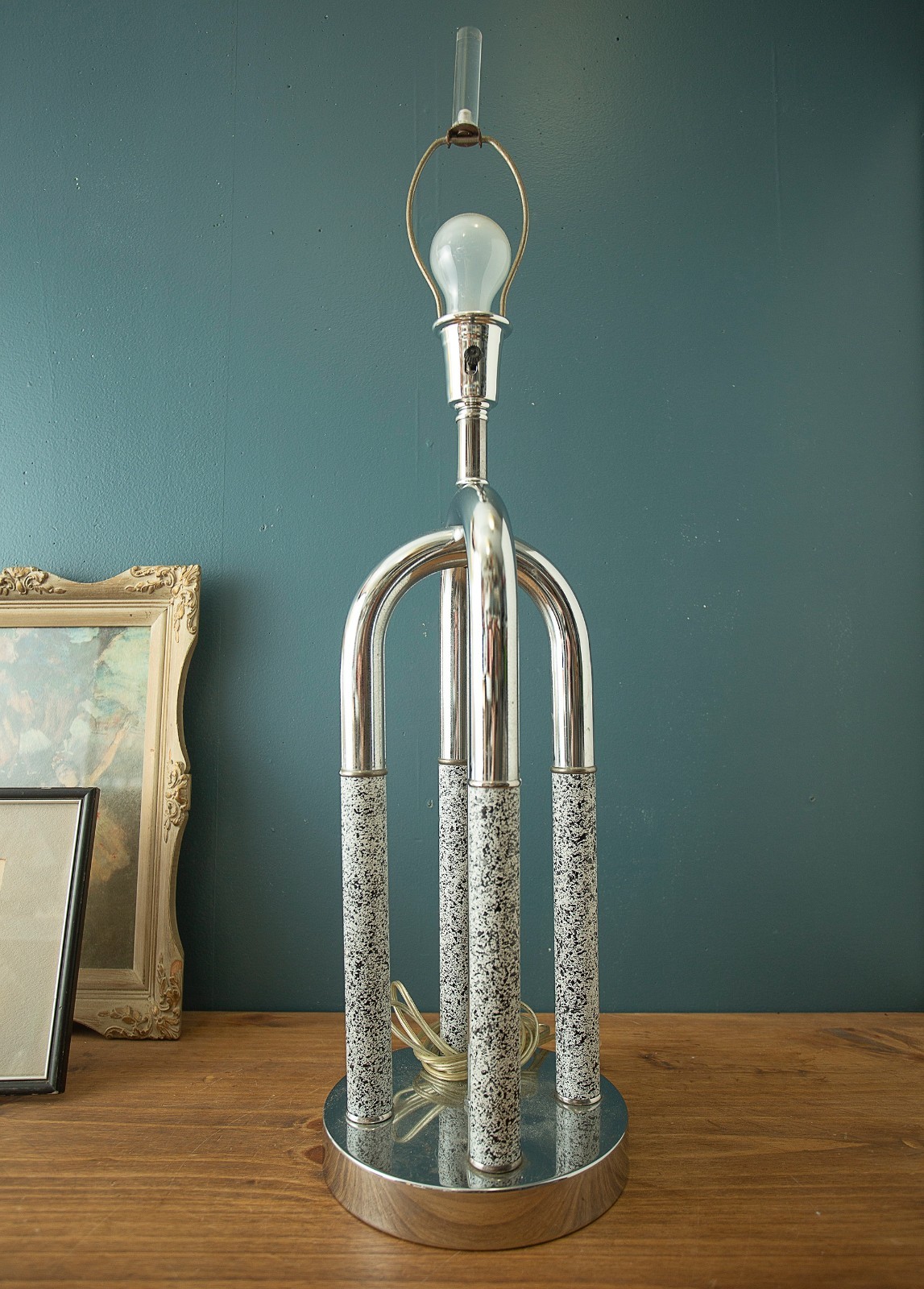 Vtg Space Age Post Modern Table Lamp Clover Lamp 1980s Chrome Lucite