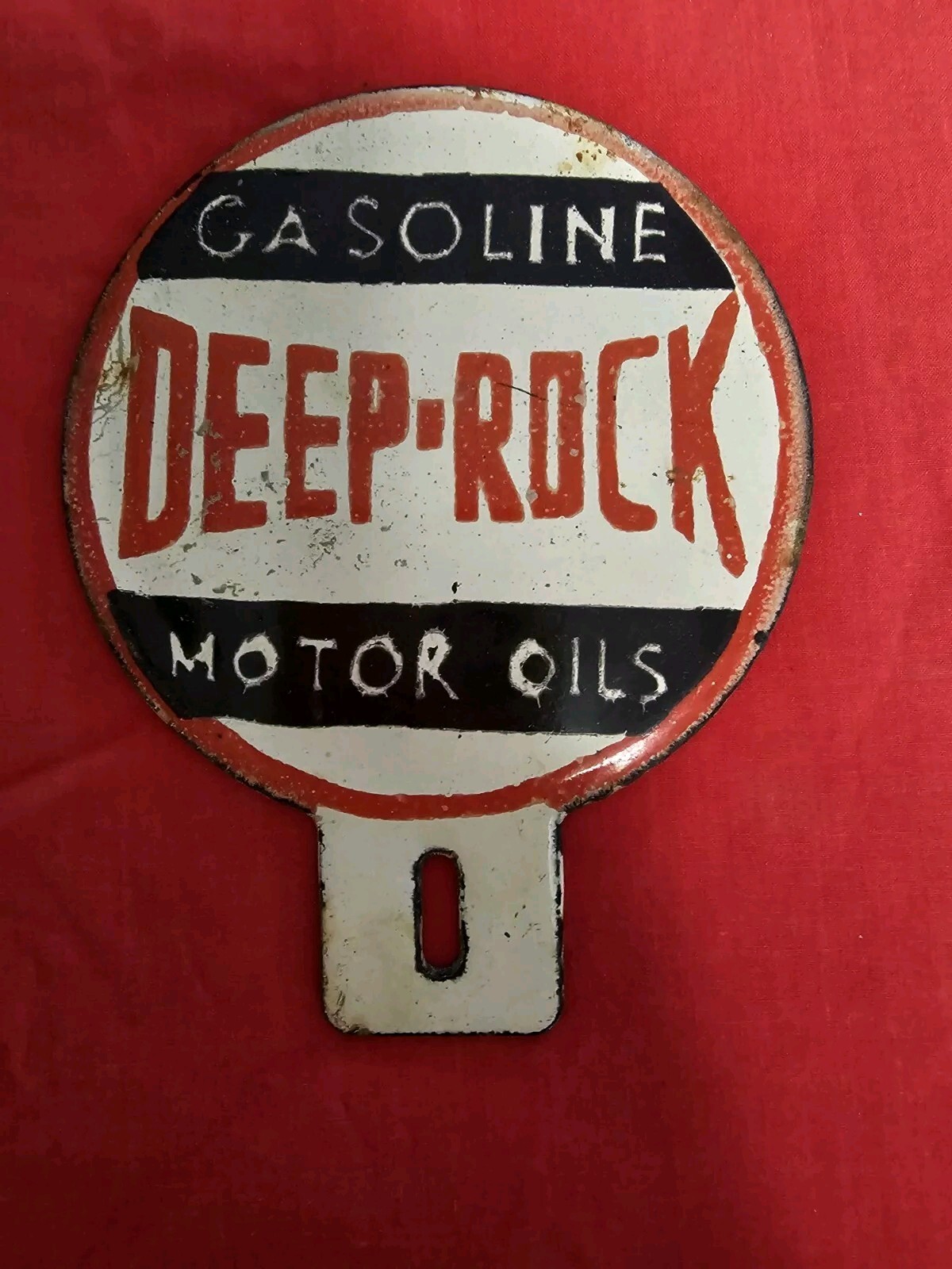 1935 VINTAGE DEEP ROCK MOTOR OILS GAS STATION PORCELAIN LICENSE PLATE TOPPER 1935 VINTAGE DEEP ROCK MOTOR OILS GAS STATION PORCELAIN LICENSE PLATE TOPPER