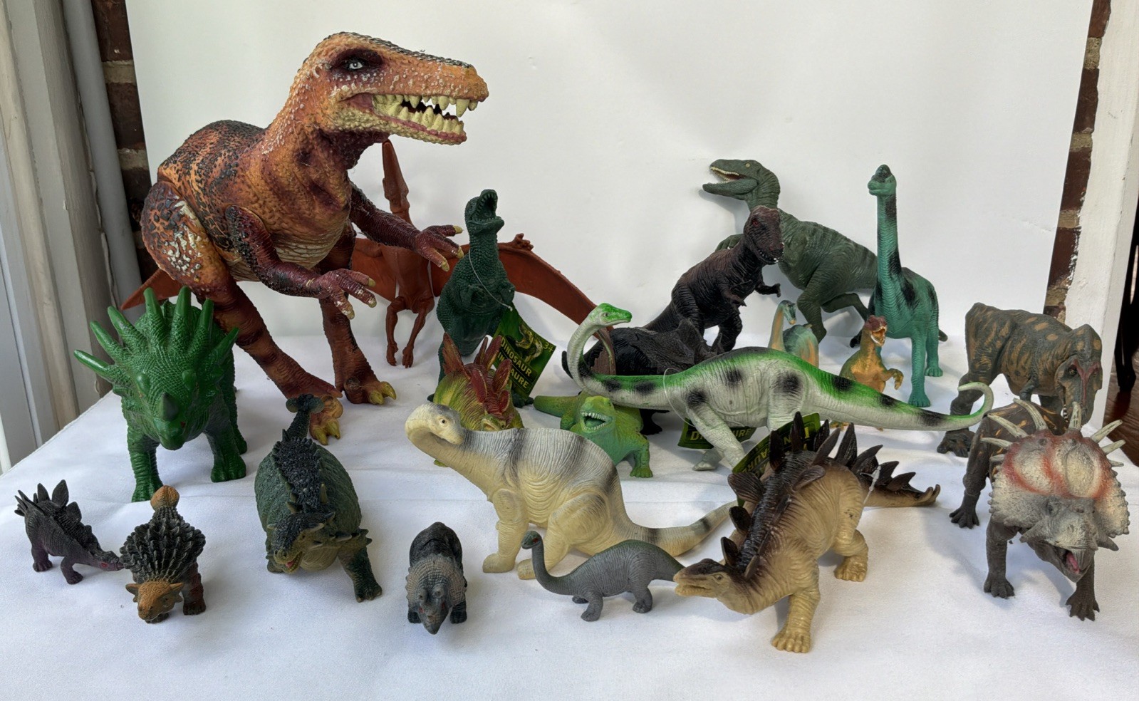 Huge Plastic Dinosaur Lot Of 22 Assorted Sizes Huge Plastic Dinosaur Lot Of 22 Assorted Sizes
