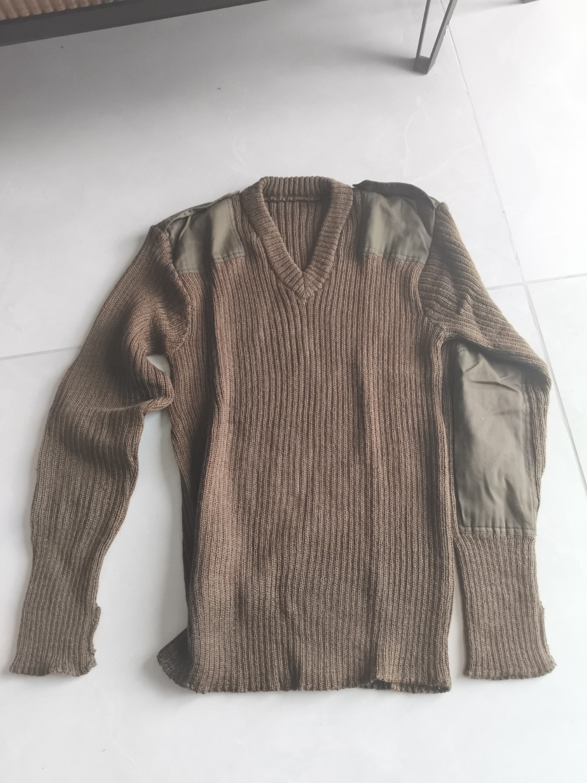VINTAGE IDF Israeli Army WOOL SWEATER jumper With Insignia size Large 1996π₯π₯π₯ VINTAGE IDF Israeli Army WOOL SWEATER jumper With Insignia size Large 1996π₯π₯π₯