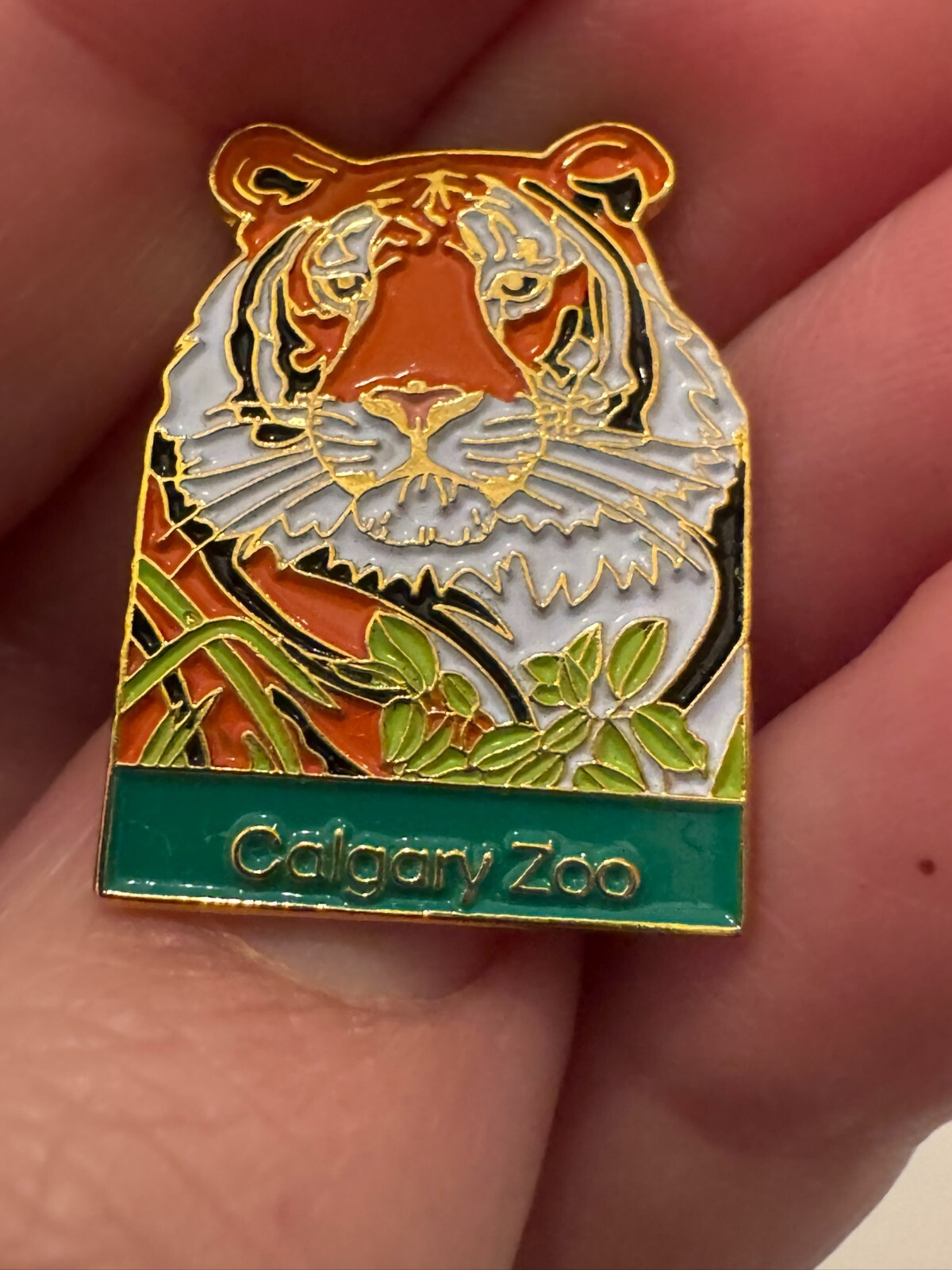 Calgary Zoo Lapel Pin Tiger Souvenir Tourist Vintage Enamel Calgary Zoo Lapel Pin Tiger Souvenir Tourist Vintage Enamel