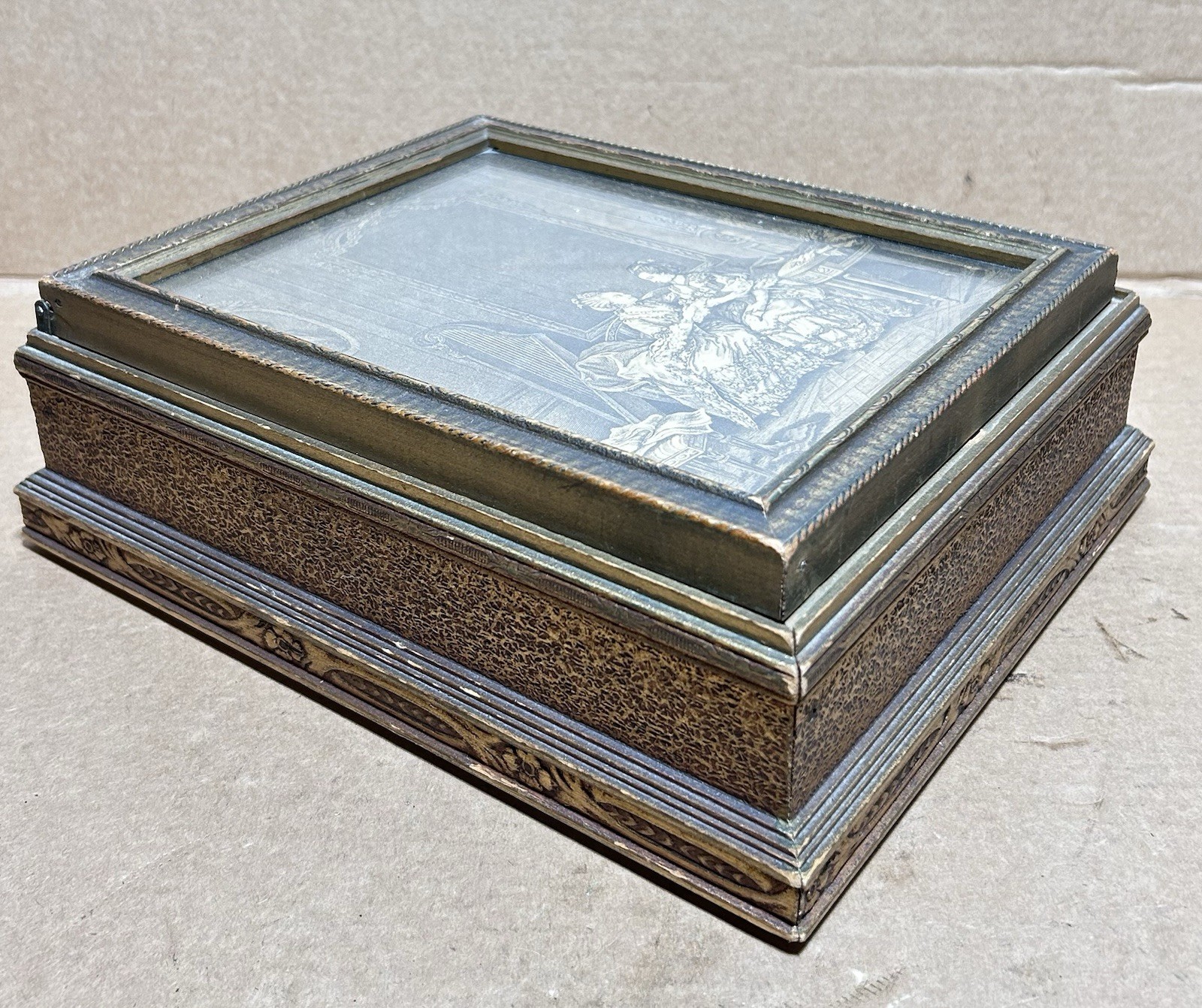 Antique Victorian Wood Glass Trinket Jewelry Dresser Vanity Box Framed Art Scene