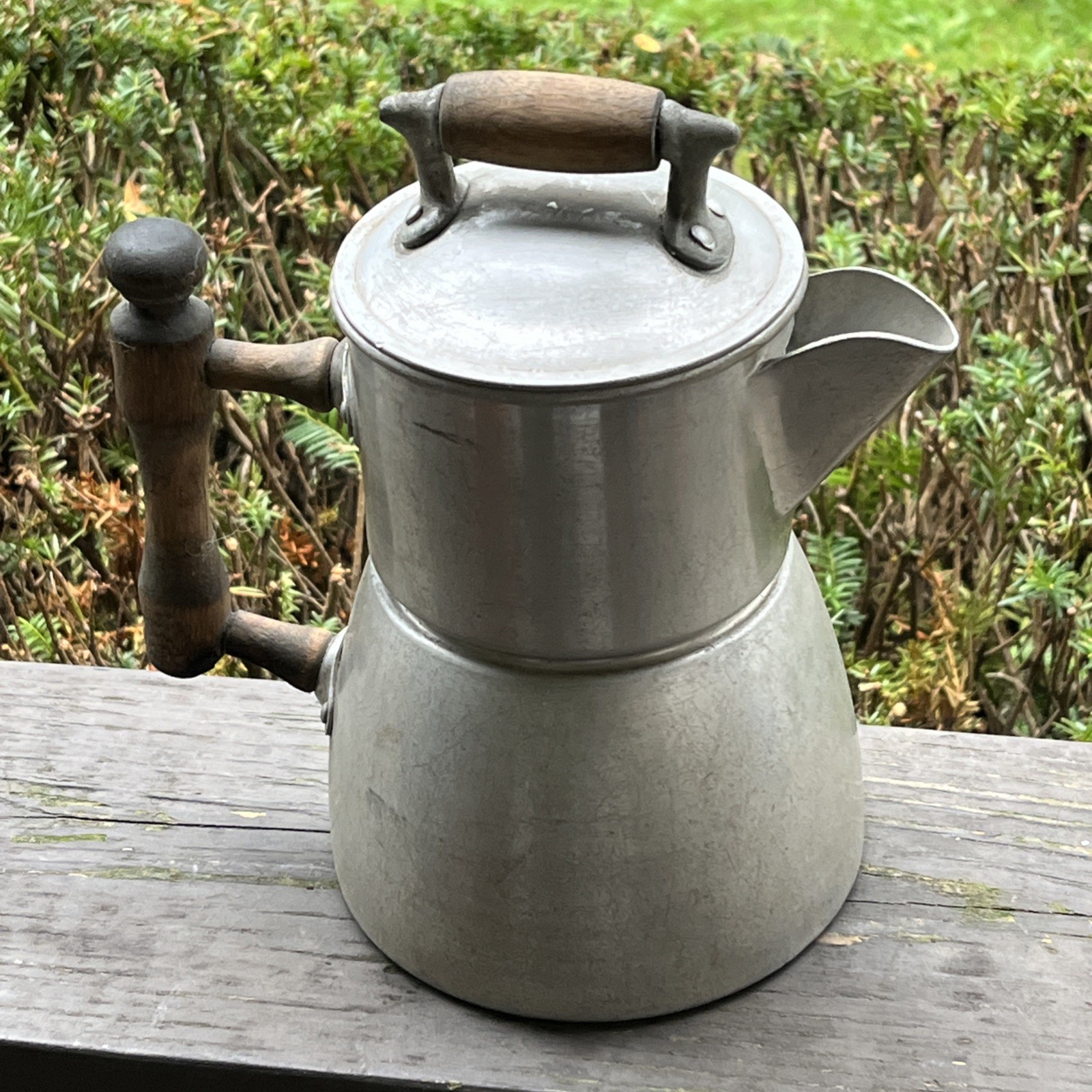 Vintage WEAR-EVER 1902 Aluminum Coffee Pot Stove Farmhouse Wood Handles 