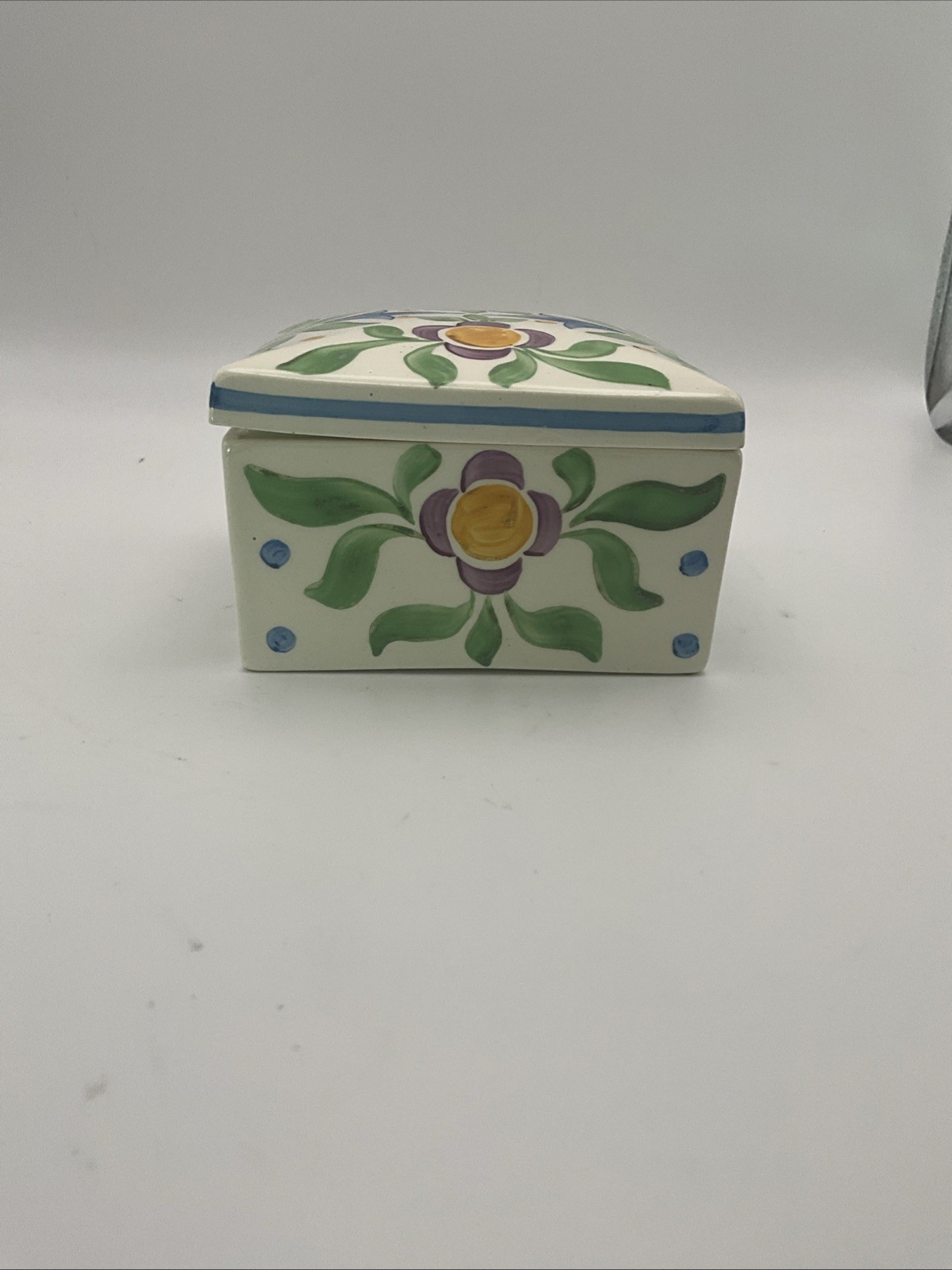 Rare Wedgwood Powell Creamware Hand Painted Trinket Box Arts & Crafts c1930 Rare Wedgwood Powell Creamware Hand Painted Trinket Box Arts & Crafts c1930