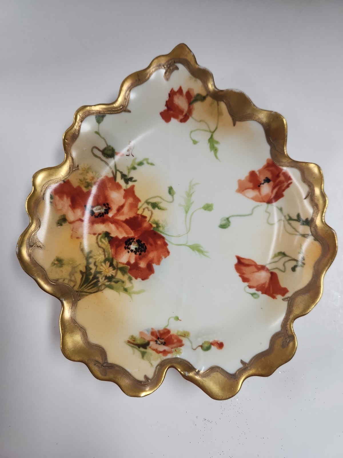 ANTIQUE LIMOGES FRANCE Elite Works BOWL LEAF SHAPED DISH Signed Handpainted ANTIQUE LIMOGES FRANCE Elite Works BOWL LEAF SHAPED DISH Signed Handpainted