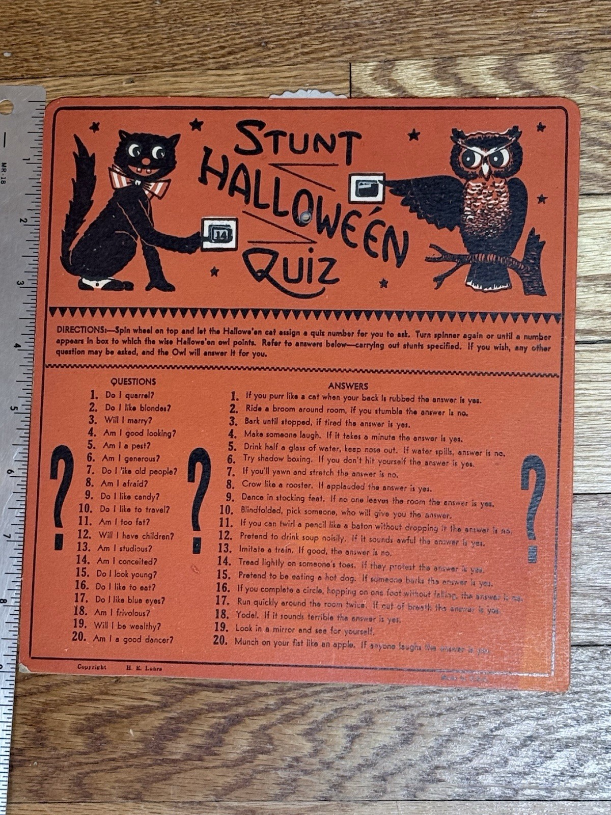 Vintage 1940s H.E. Luhrs Stunt Halloween Quiz Cardboard Game Board Beistle Era