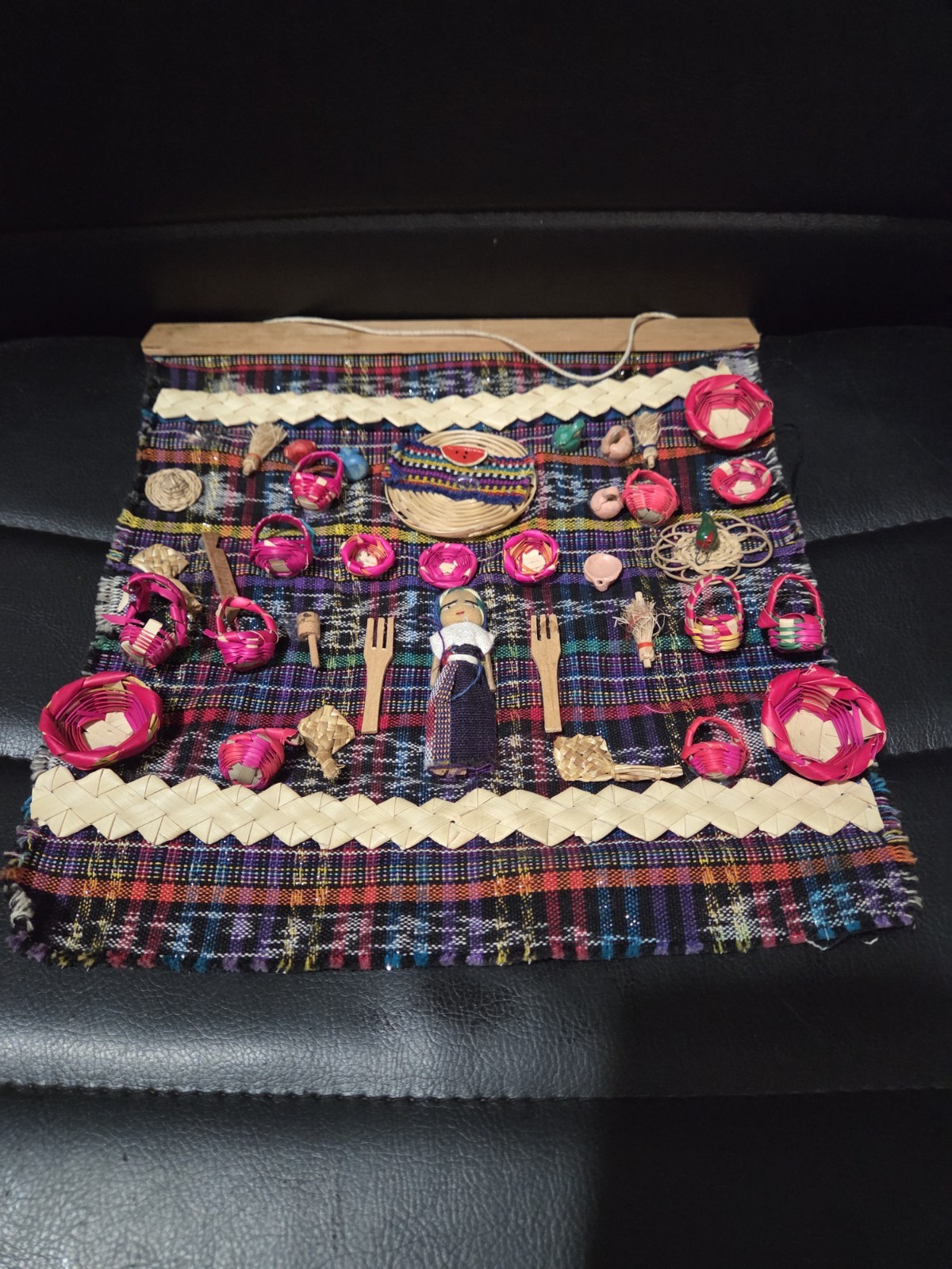 Vintage ARPILLERA Peruvian Folk Art Handmade Wall Tapestry Women Wood Baskets 3D Vintage ARPILLERA Peruvian Folk Art Handmade Wall Tapestry Women Wood Baskets 3D