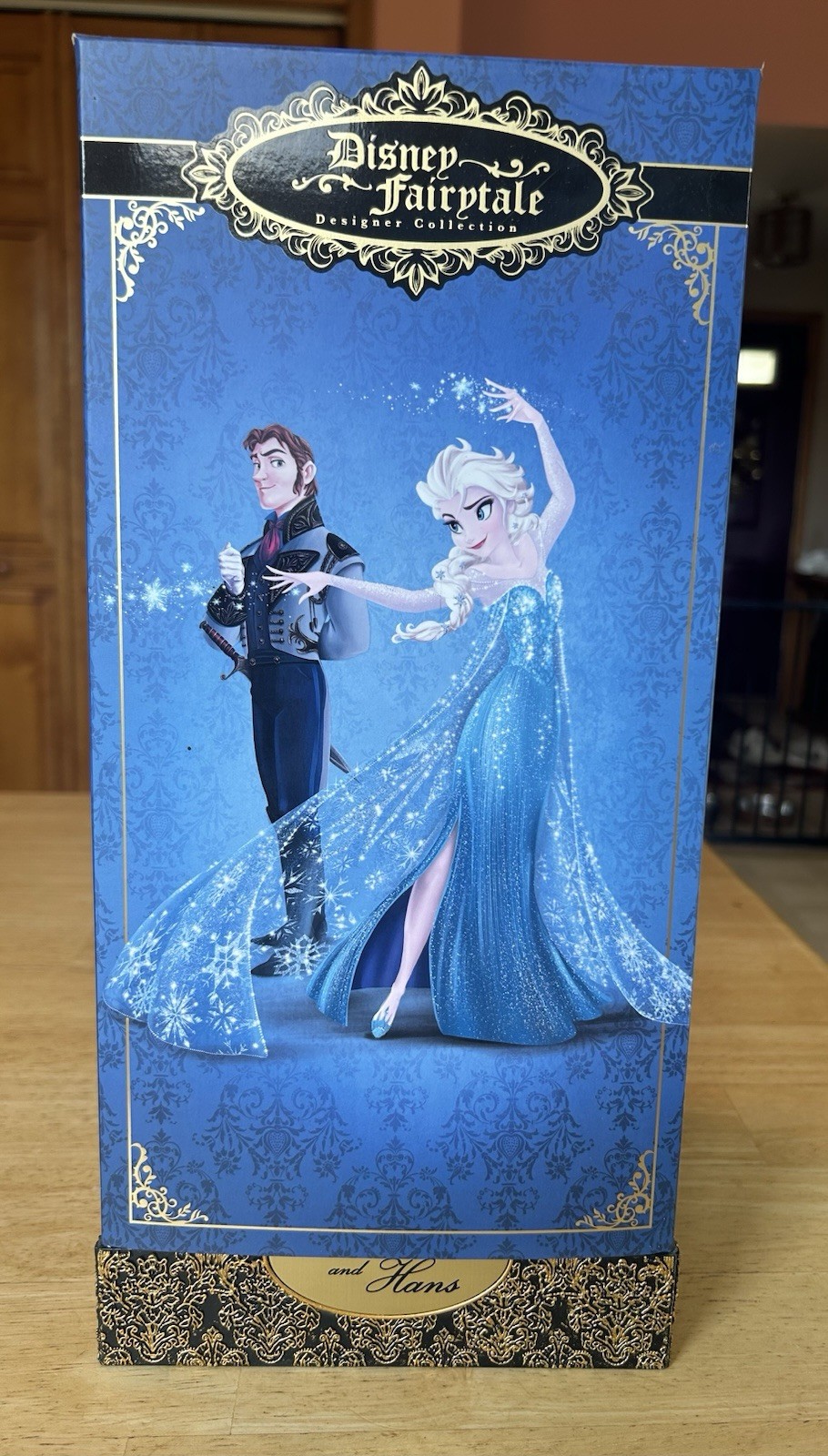 MINT CONDITION Disney Fairytale Collection -Elsa and Hans - Limited Edition NRFB