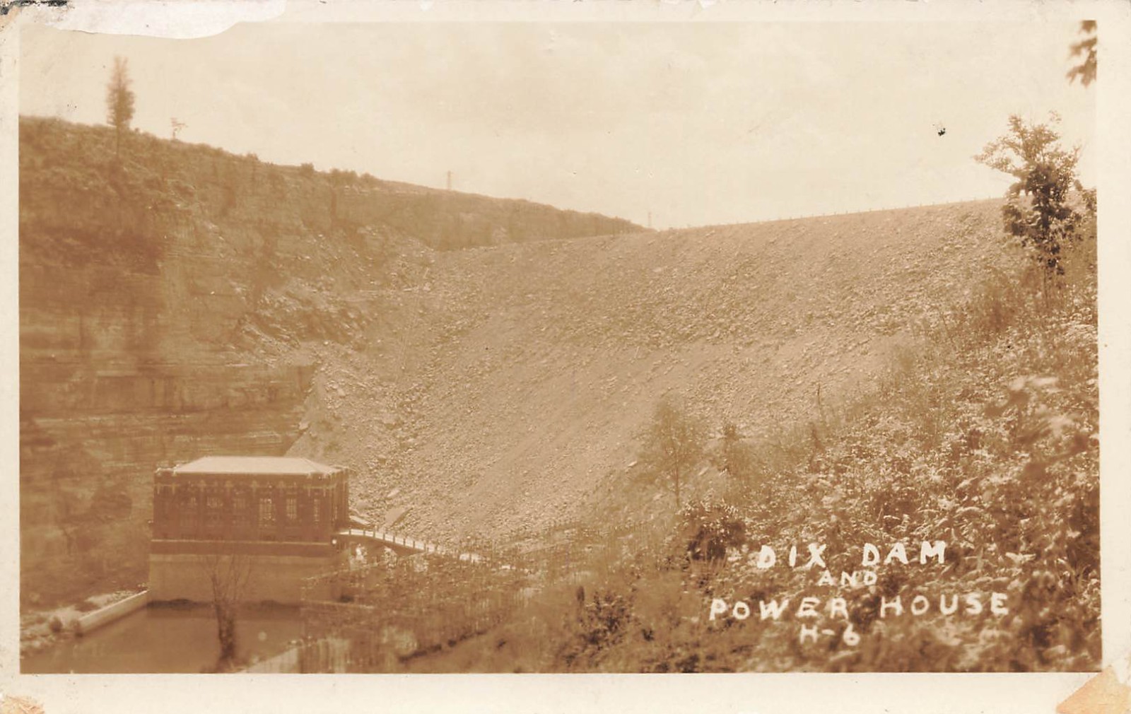LP14 RPPC Postcard Lancaster Kentucky Dix Dam & Power House LP14 RPPC Postcard Lancaster Kentucky Dix Dam & Power House