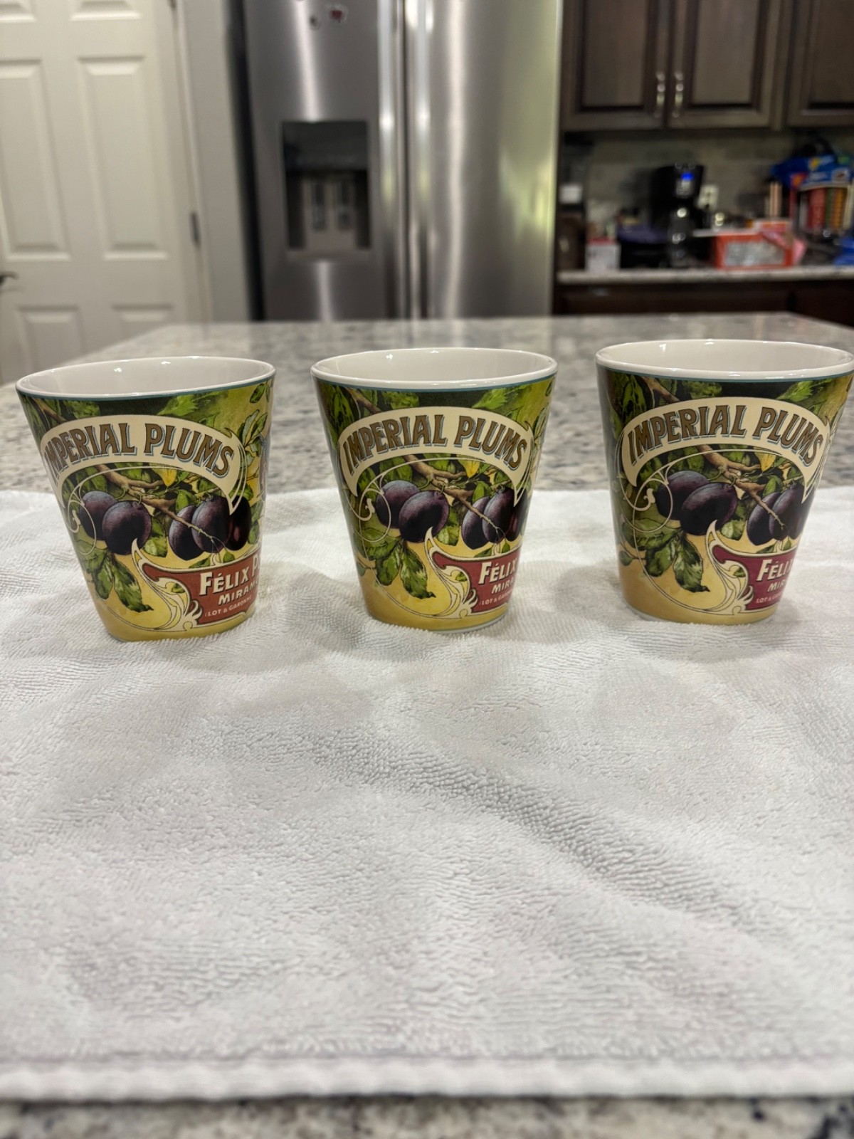 3 Vintage Sakura Oneida Imperial Plums Mugs Vintage Labels Grandmacore Country 3 Vintage Sakura Oneida Imperial Plums Mugs Vintage Labels Grandmacore Country
