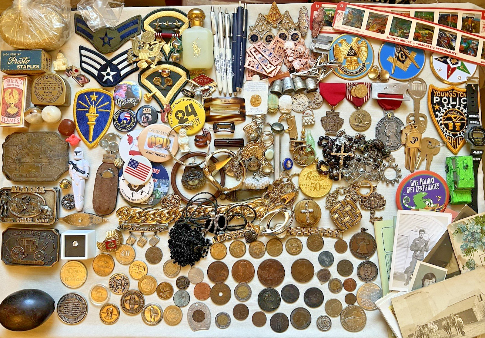 Vintage Junk Drawer Lot Jewelry Masonic Parts Military Collectables Coin Token Z
