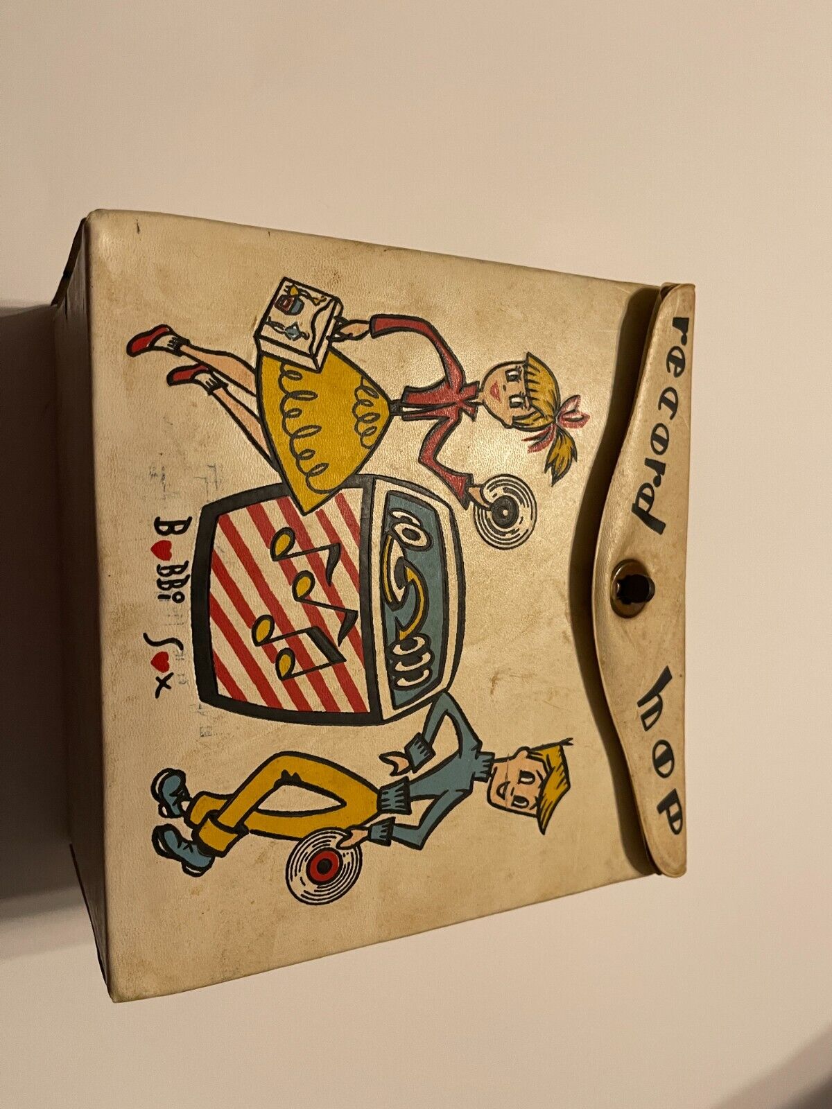 c.1950s Vintage 45 RPM Record Hop Carrying Case Bobbi Sox 7\