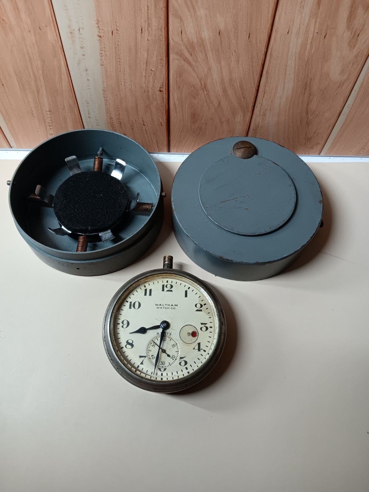 RARE Military Antique WALTHAM WATCH 8 DAY Chronometer CLOCK in Metal CASE READ RARE Military Antique WALTHAM WATCH 8 DAY Chronometer CLOCK in Metal CASE READ