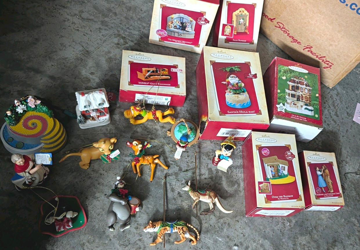 Vintage Hallmark Keepsake Christmas Ornament Lot Of 27 Vintage Hallmark Keepsake Christmas Ornament Lot Of 27