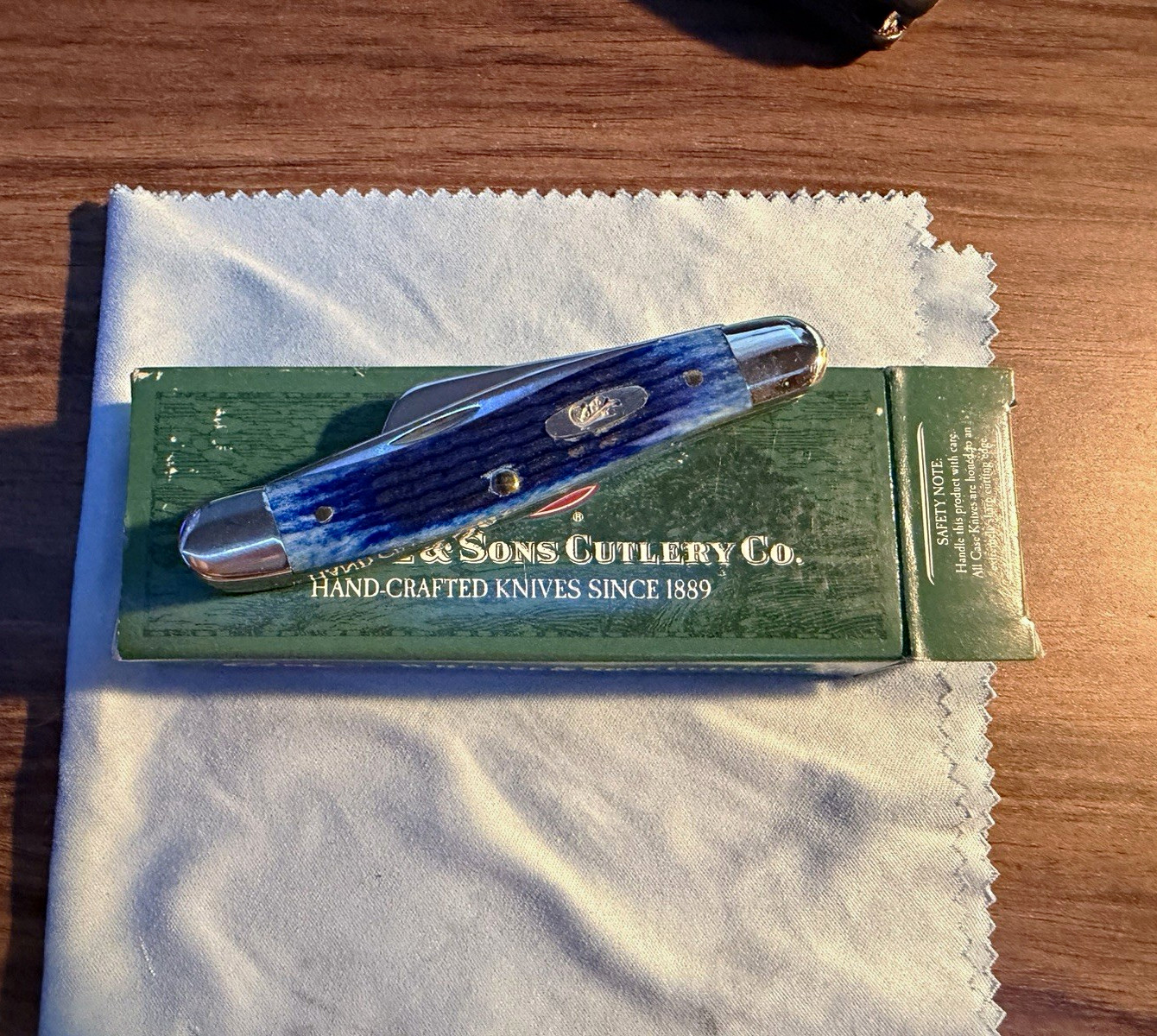 W.R. Case & Sons XX 3-Blade Pocketknife Blue Bone Bottle Opener Slipjoint 1990 W.R. Case & Sons XX 3-Blade Pocketknife Blue Bone Bottle Opener Slipjoint 1990
