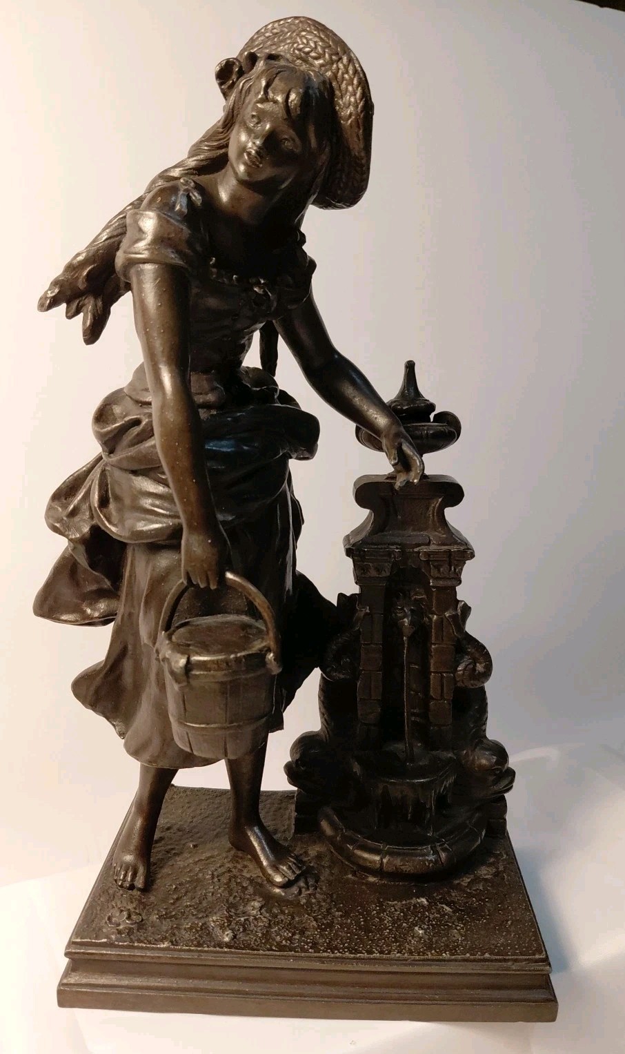 Beautiful Antique Bronze Sculpture Of Girl At The Well With Bucket c. 19th C Beautiful Antique Bronze Sculpture Of Girl At The Well With Bucket c. 19th C