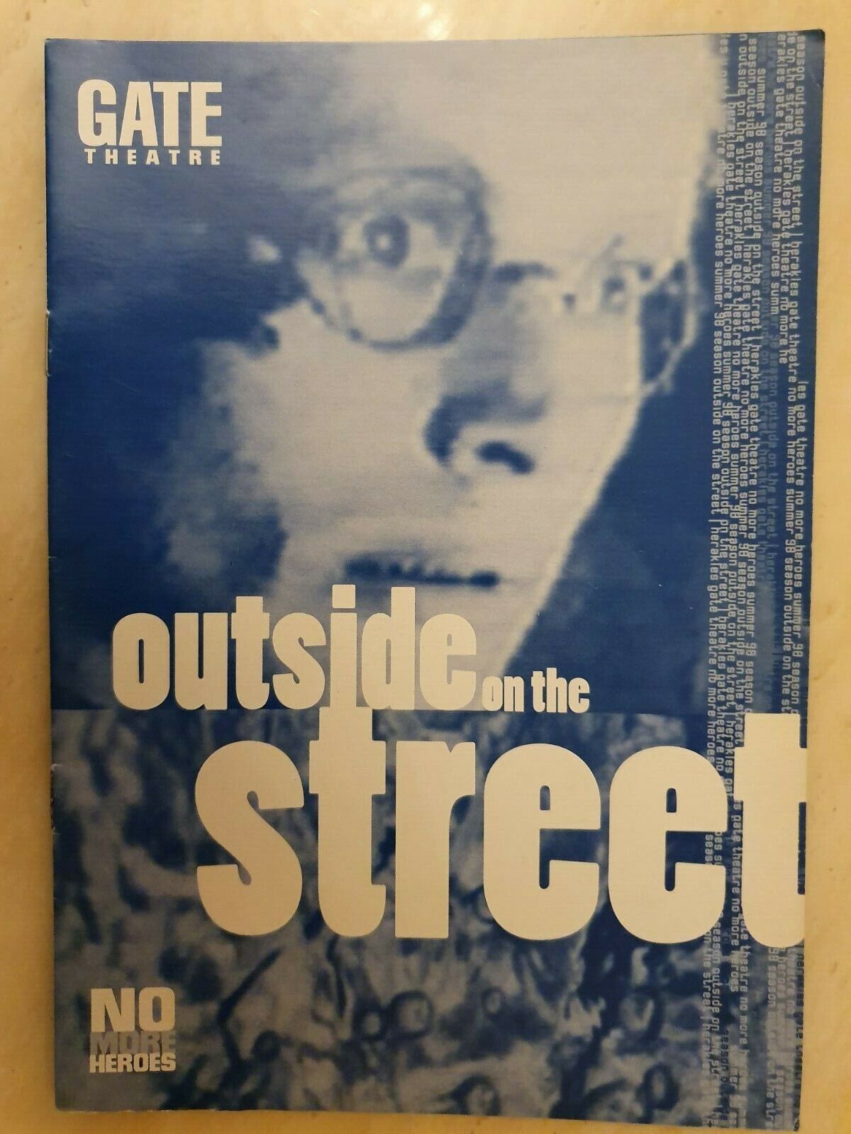 OUTSIDE ON THE STREET - TOM ANDERSON  SIMON DEFOE SEAN GALLAGHER ALFRED HOFFMAN 