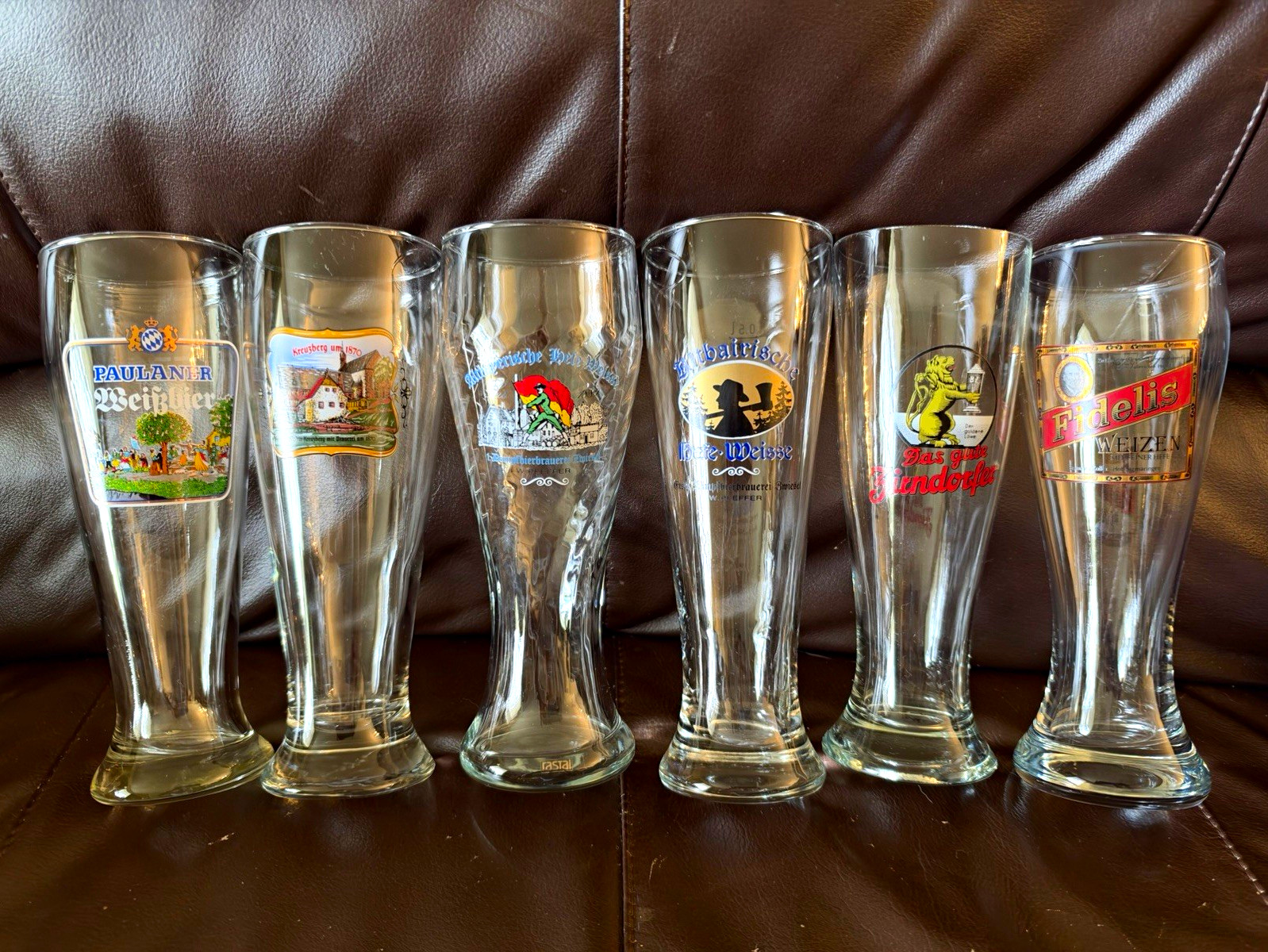 Lot of 12 Beautiful German Wheat Beer Glasses Breweriana Brewery Logo Glassware