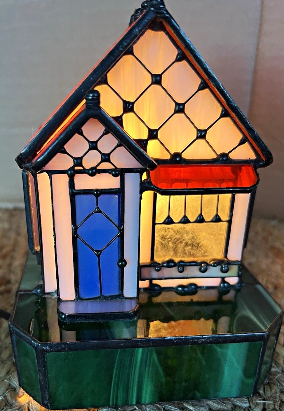 Vintage Tiffany Style Stained Glass Cottage House Lamp Accent Night Light Works Vintage Tiffany Style Stained Glass Cottage House Lamp Accent Night Light Works