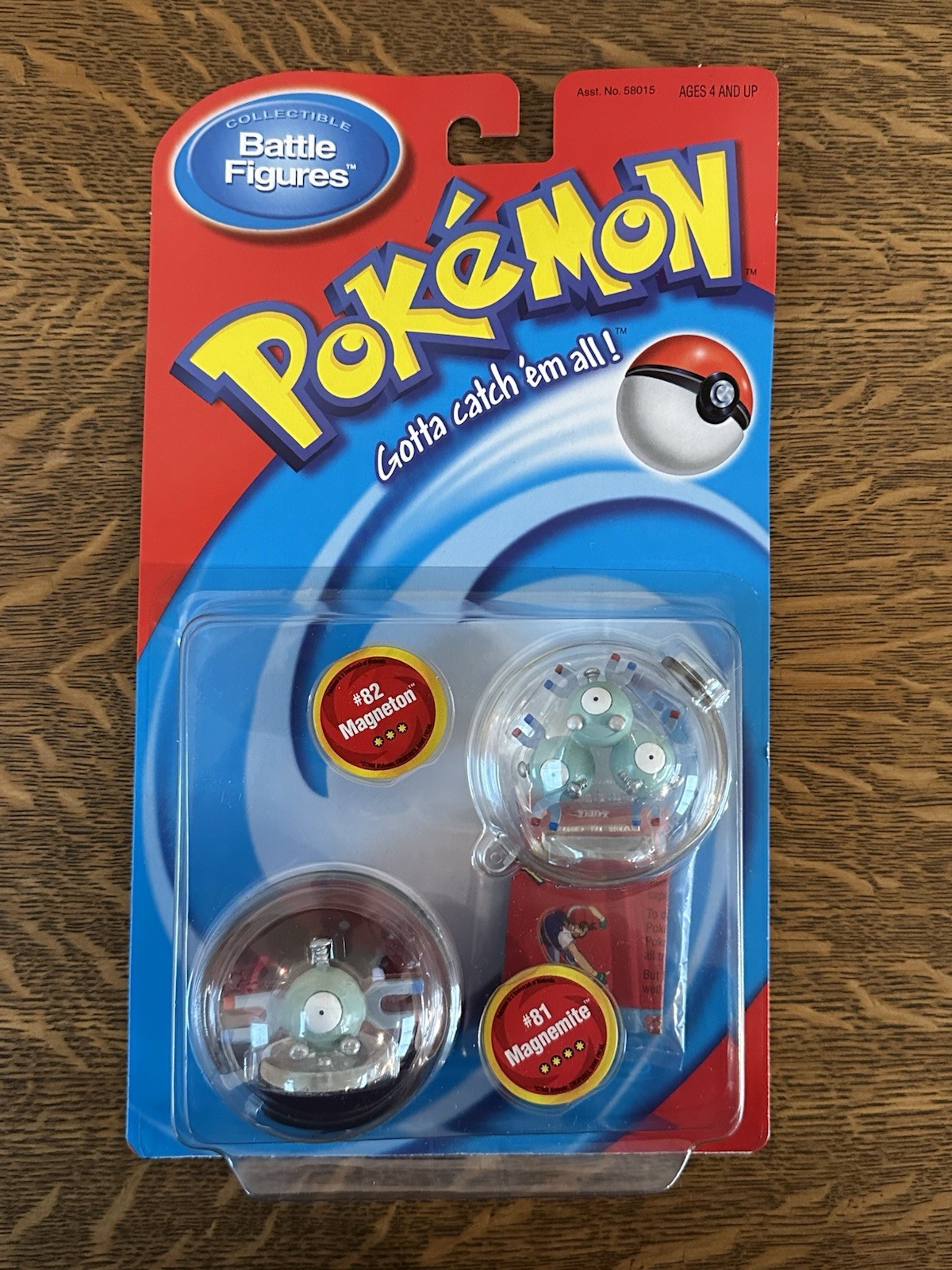 New 2000 Pokemon Hasbro Battle Figures #81 Magnemite #82 Magneton Rare HTF